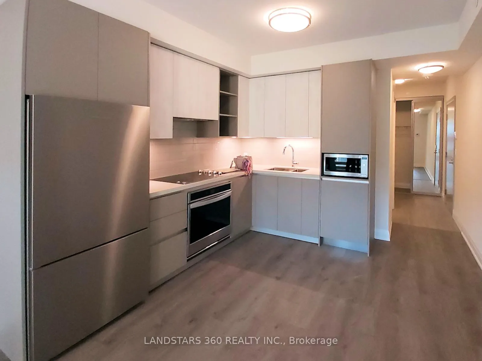 398 Highway 7 E, #807