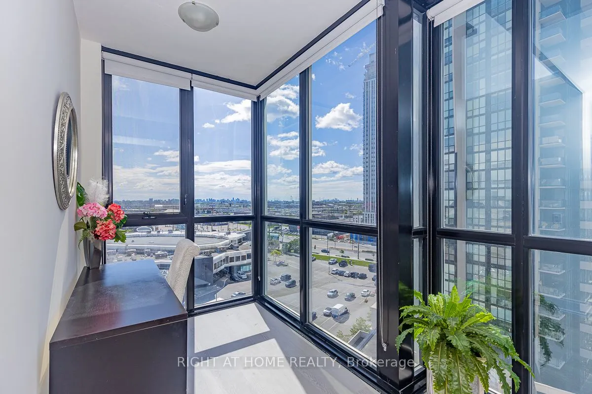 2908 Highway 7, #902