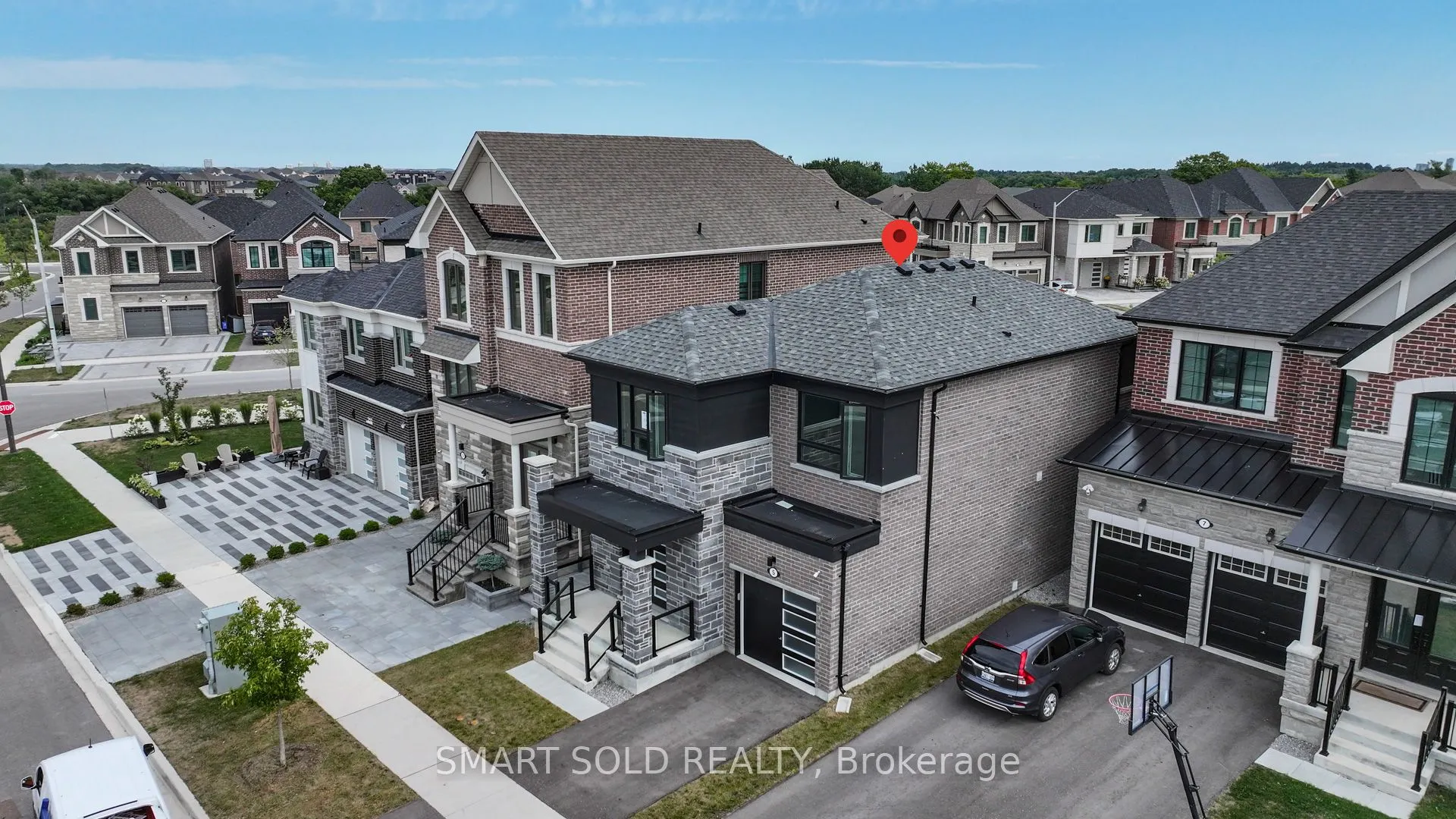 5 Erin Ridge Court