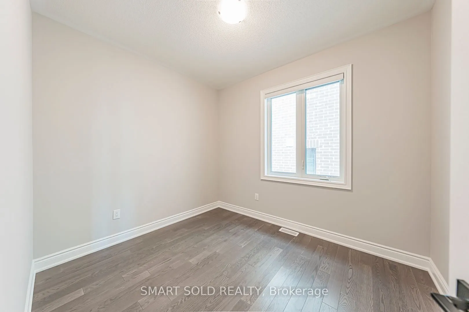 5 Erin Ridge Court