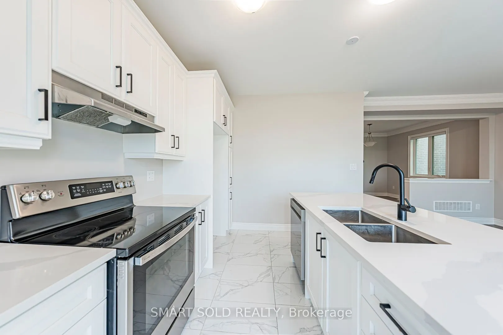 5 Erin Ridge Court