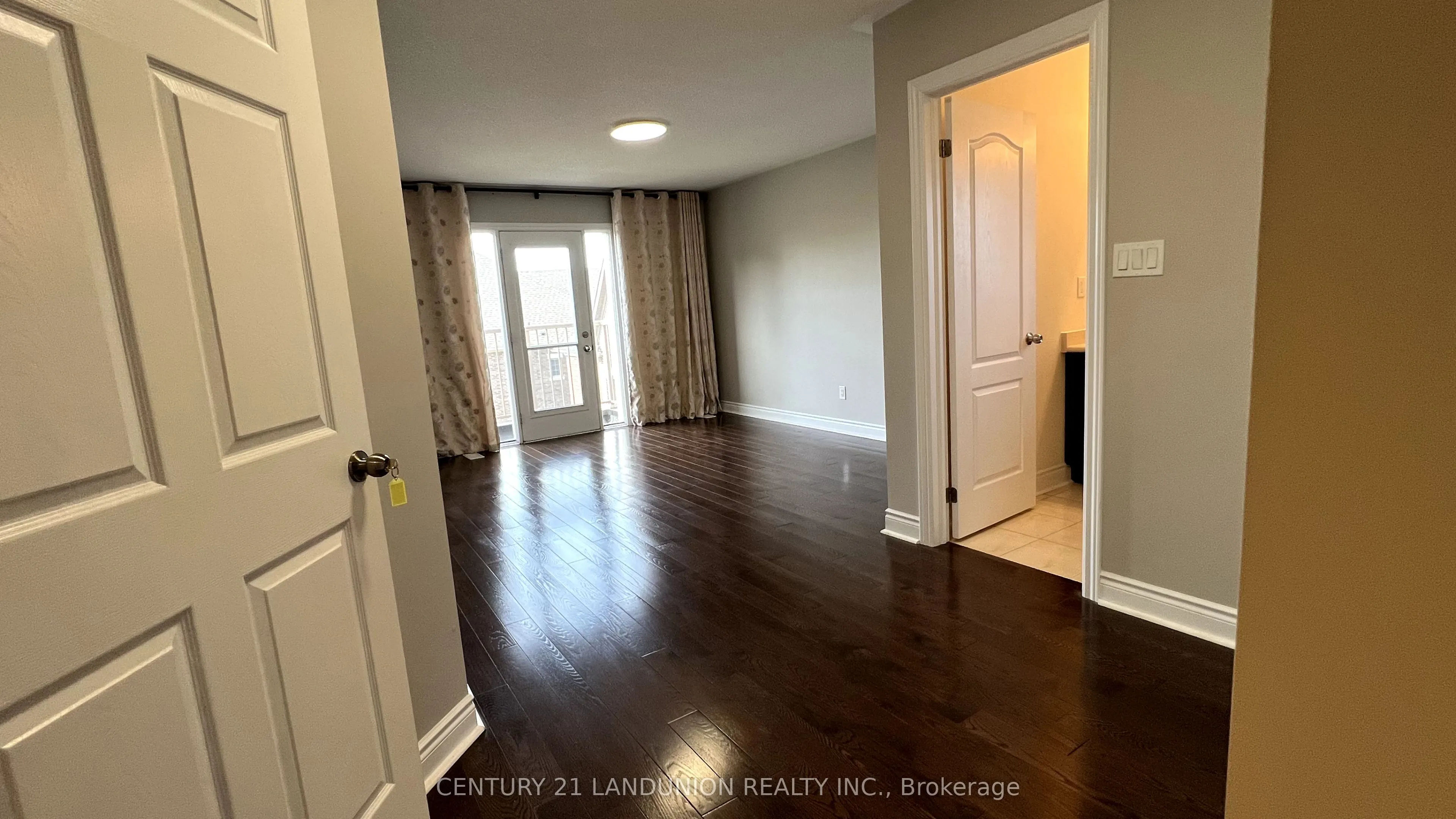 1001 Poppy Lane