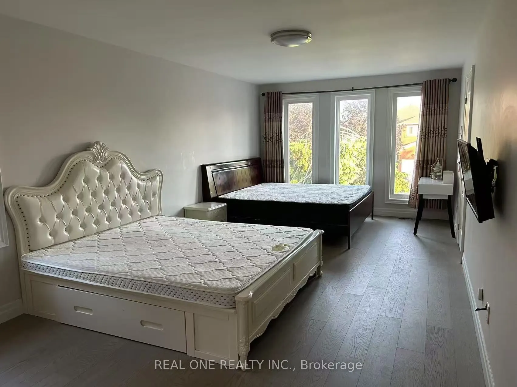26 Fairty Drive, #Upper L