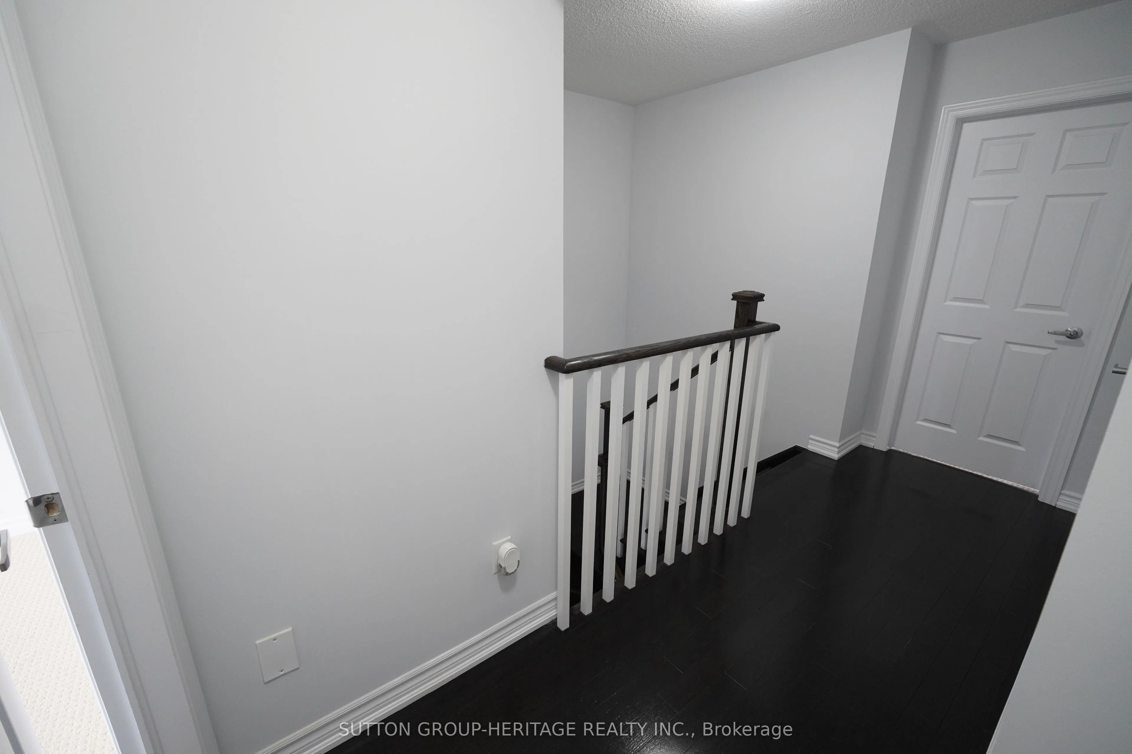 166 Boadway Crescent