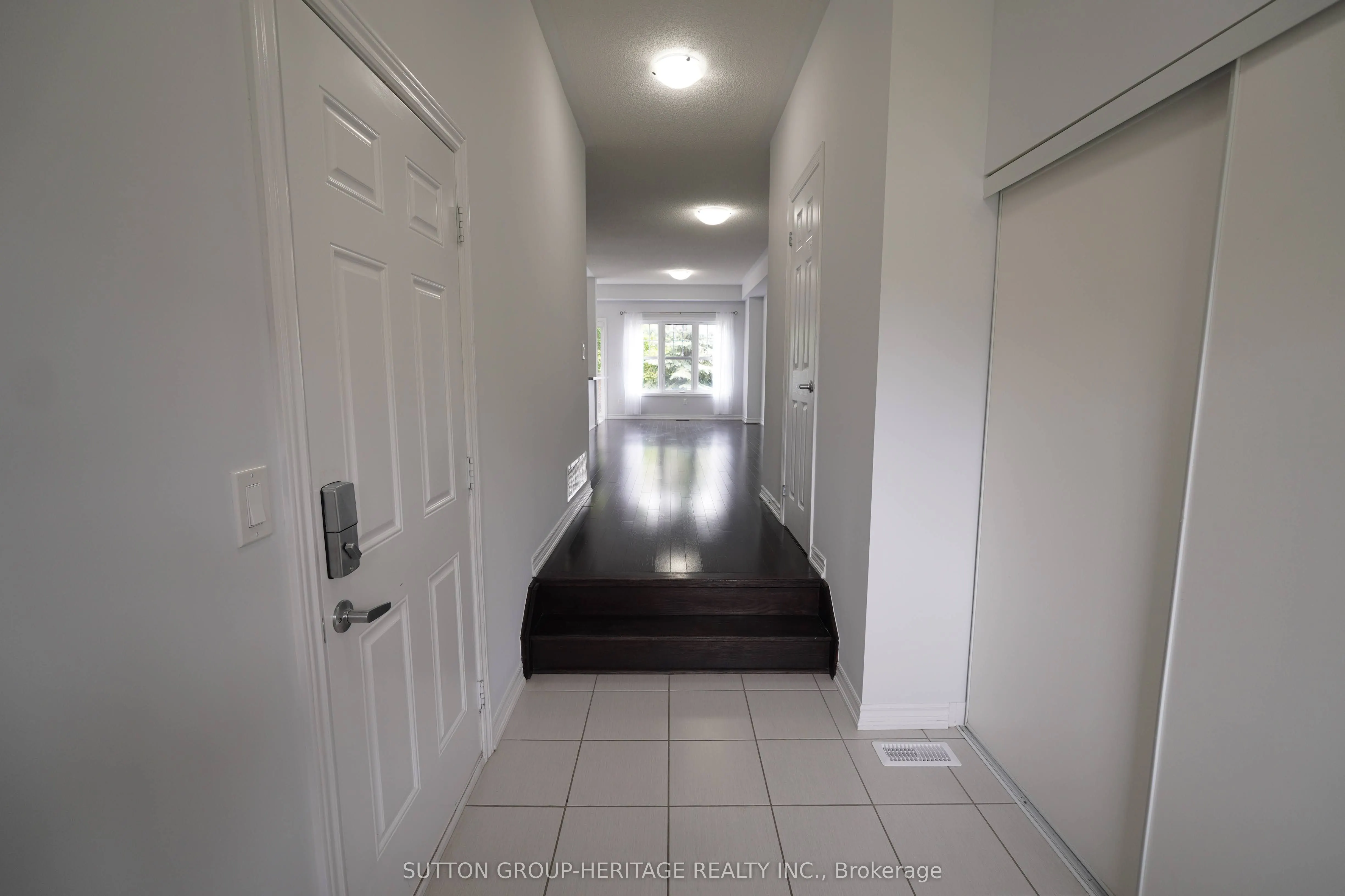 166 Boadway Crescent