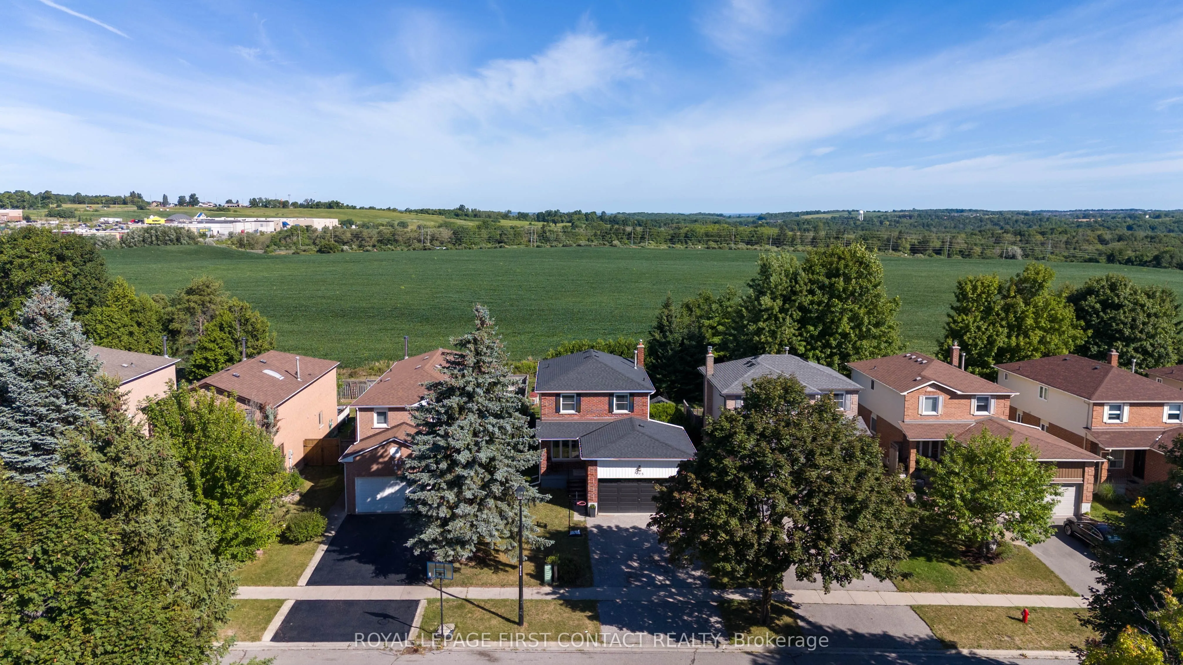 195 Billings Crescent