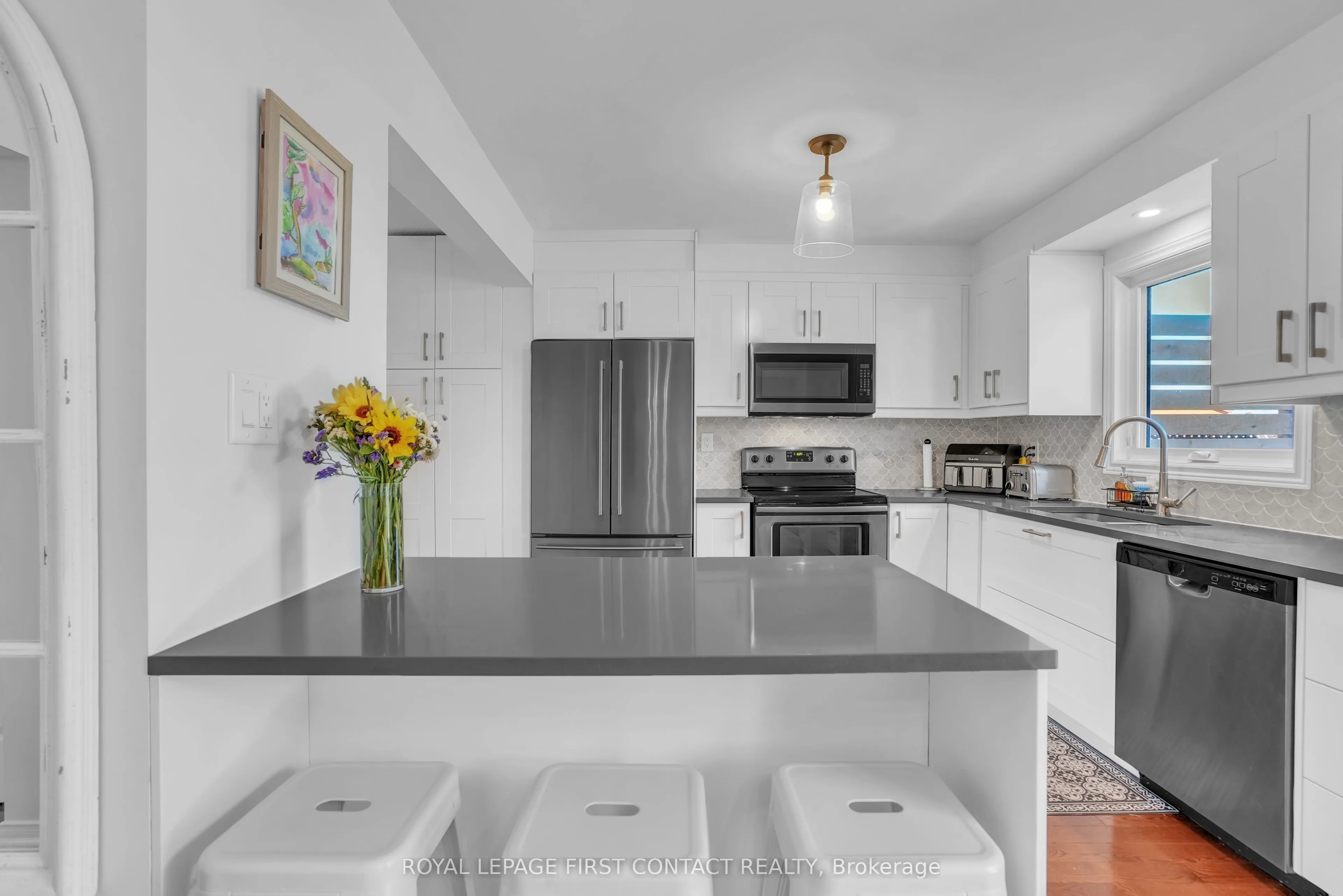 195 Billings Crescent