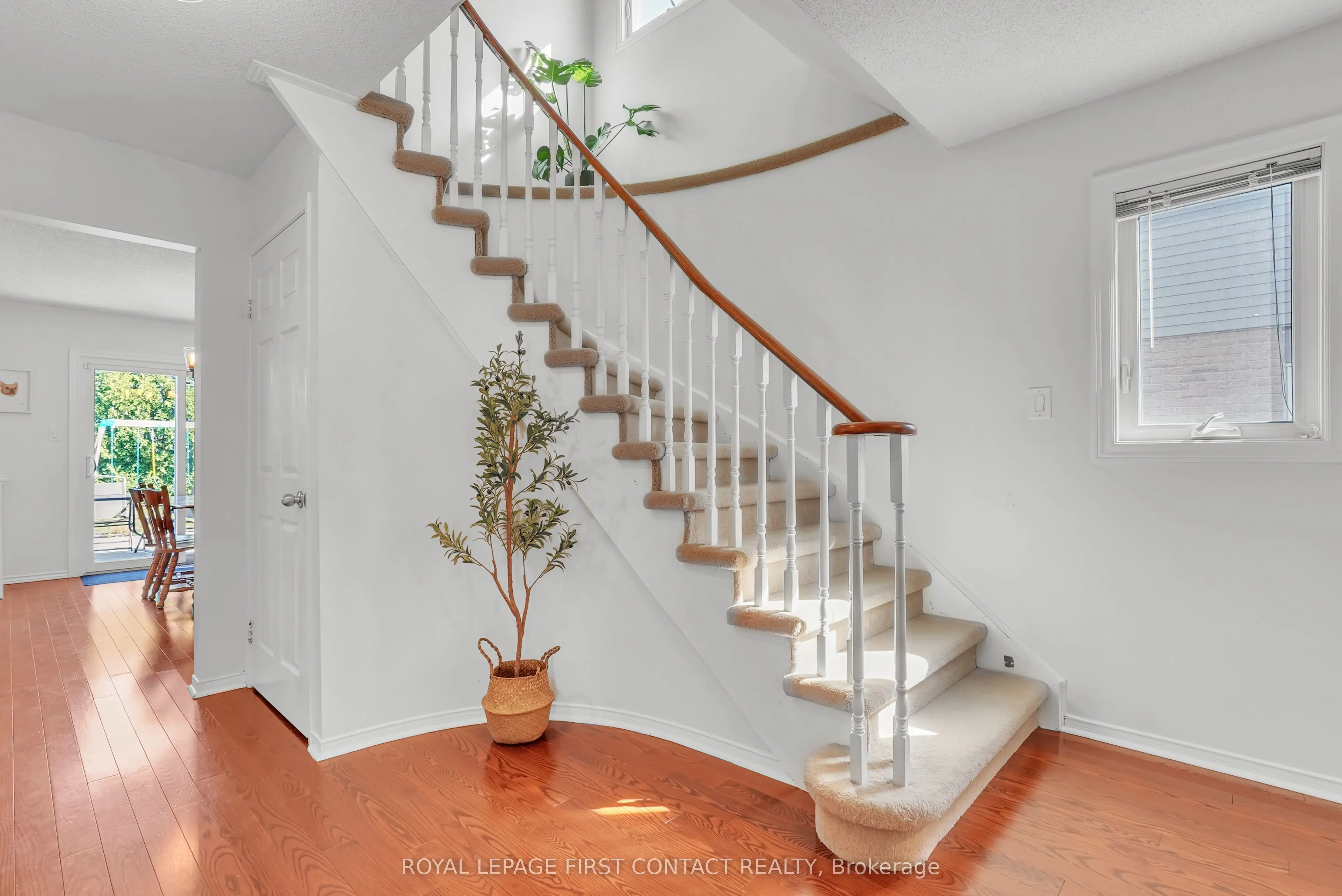 195 Billings Crescent