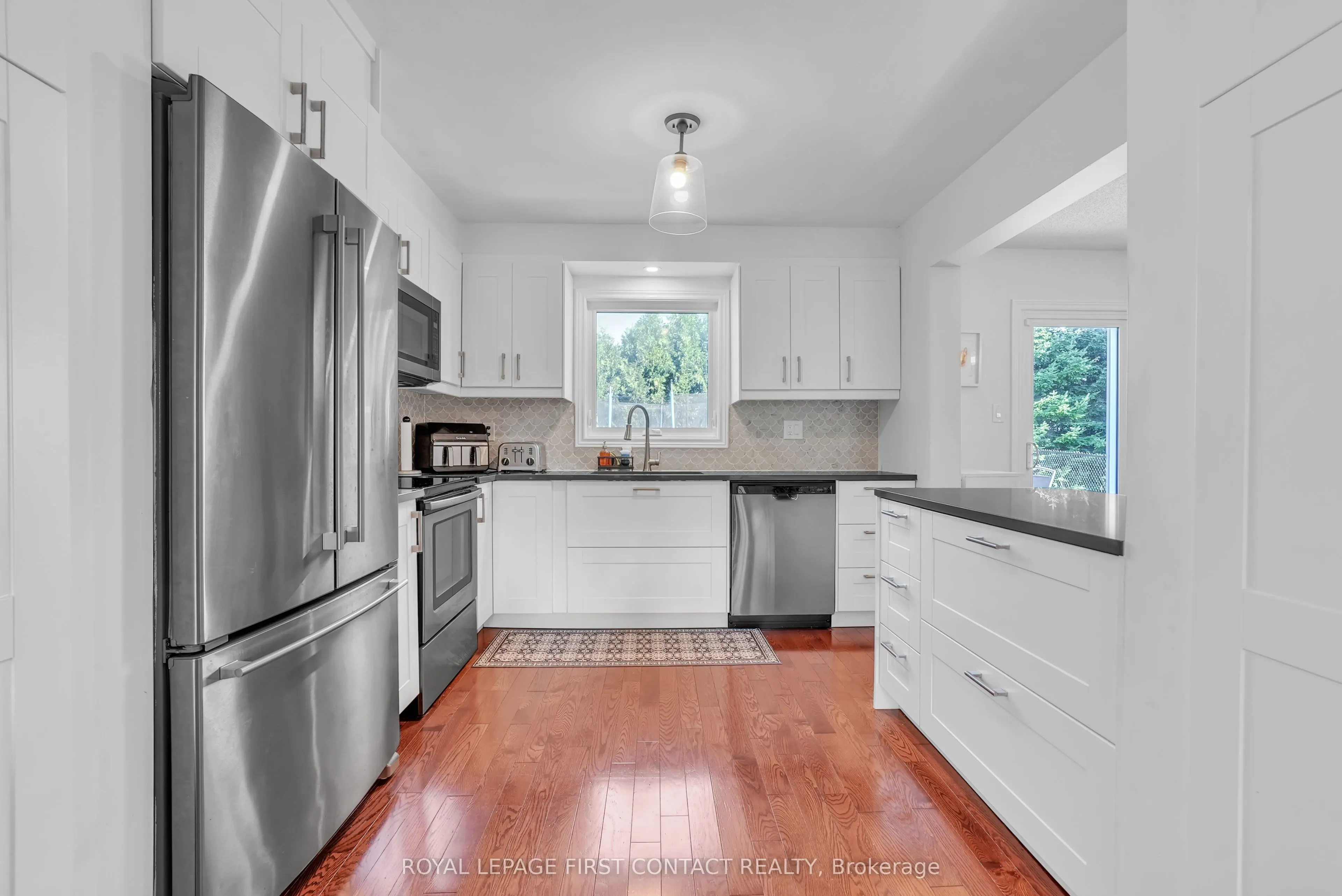 195 Billings Crescent
