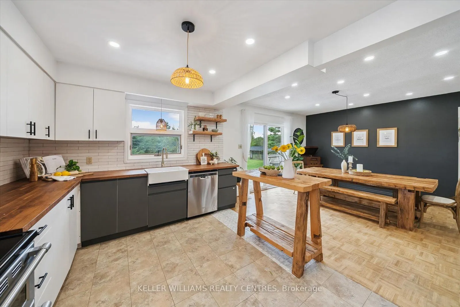 25154 Valley View Drive