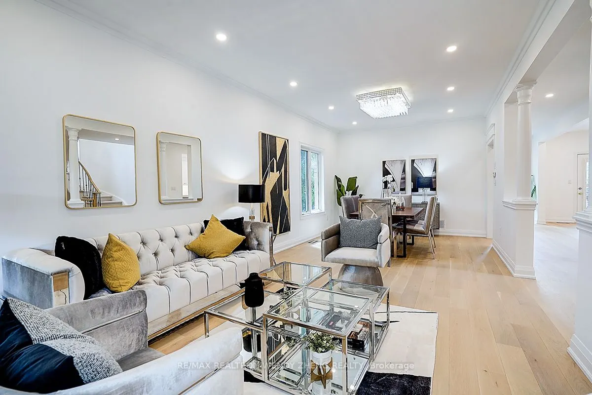123 Stave Crescent