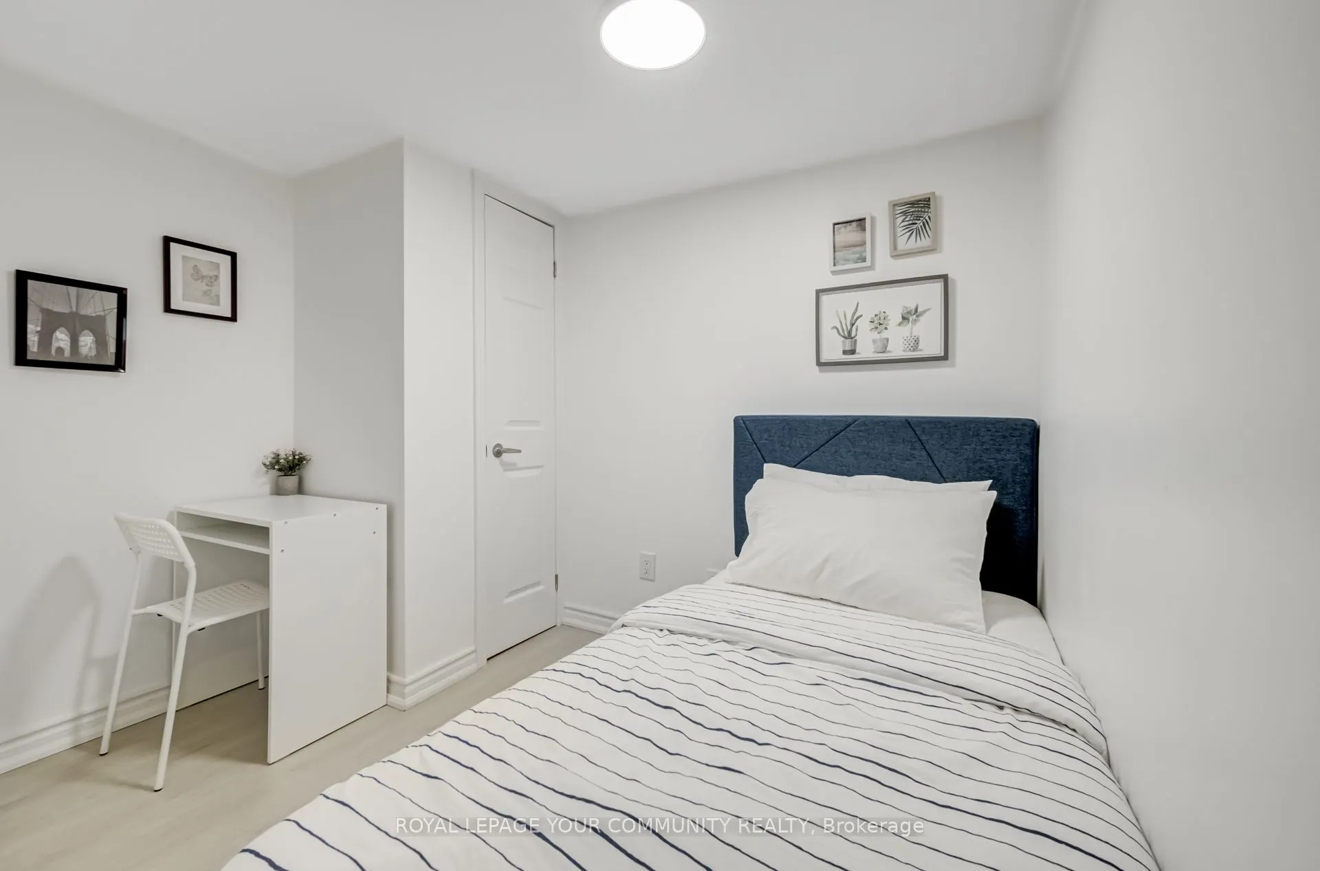 394 Paliser Crescent N, #basement