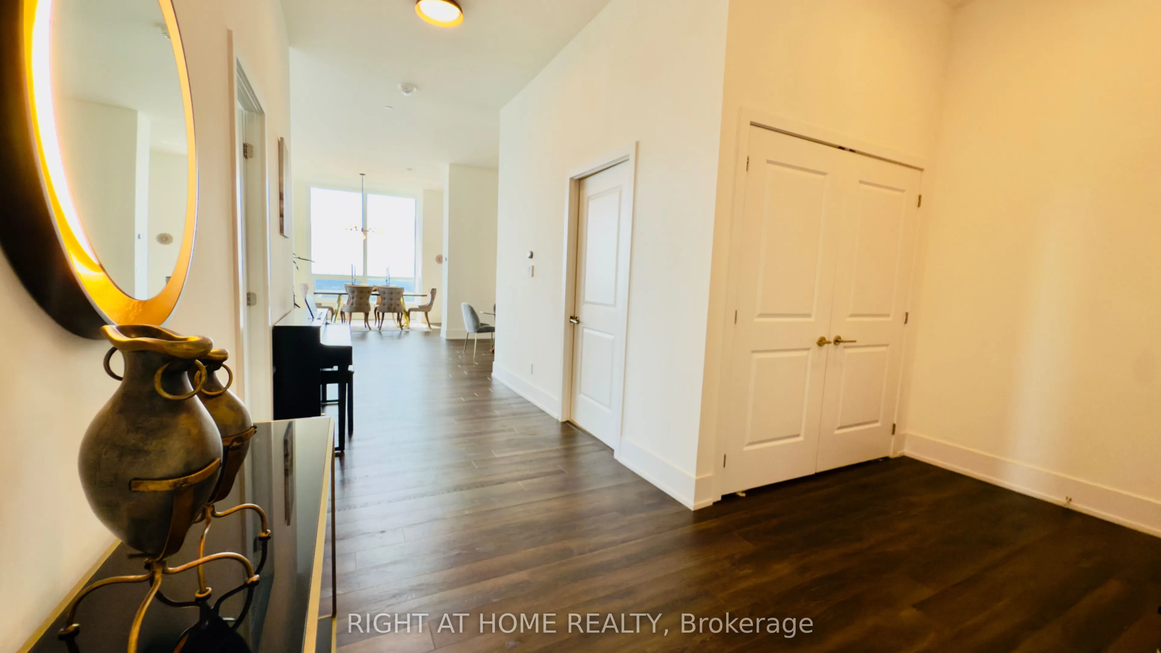 1 Grandview Avenue, #PH03