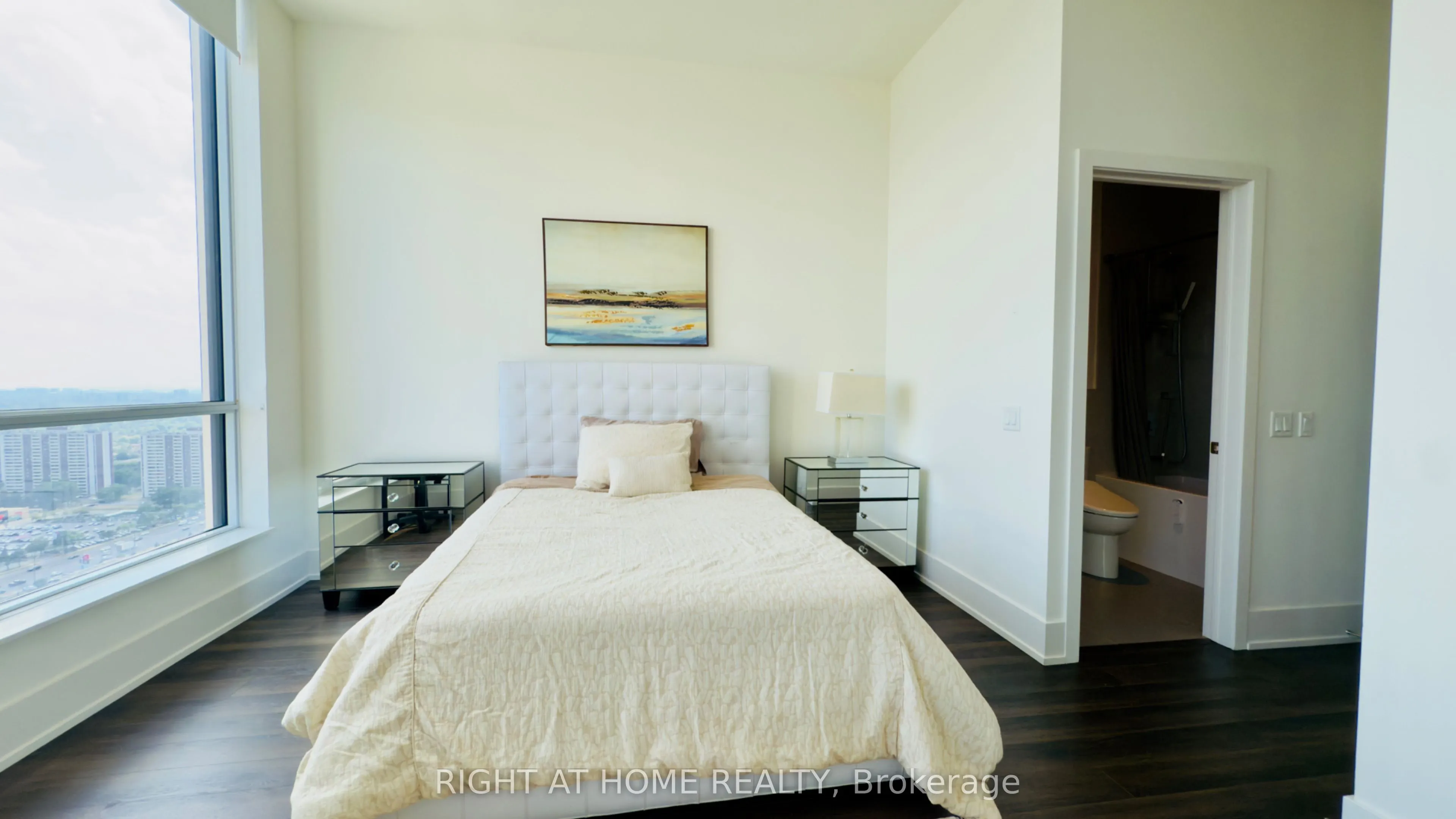 1 Grandview Avenue, #PH03