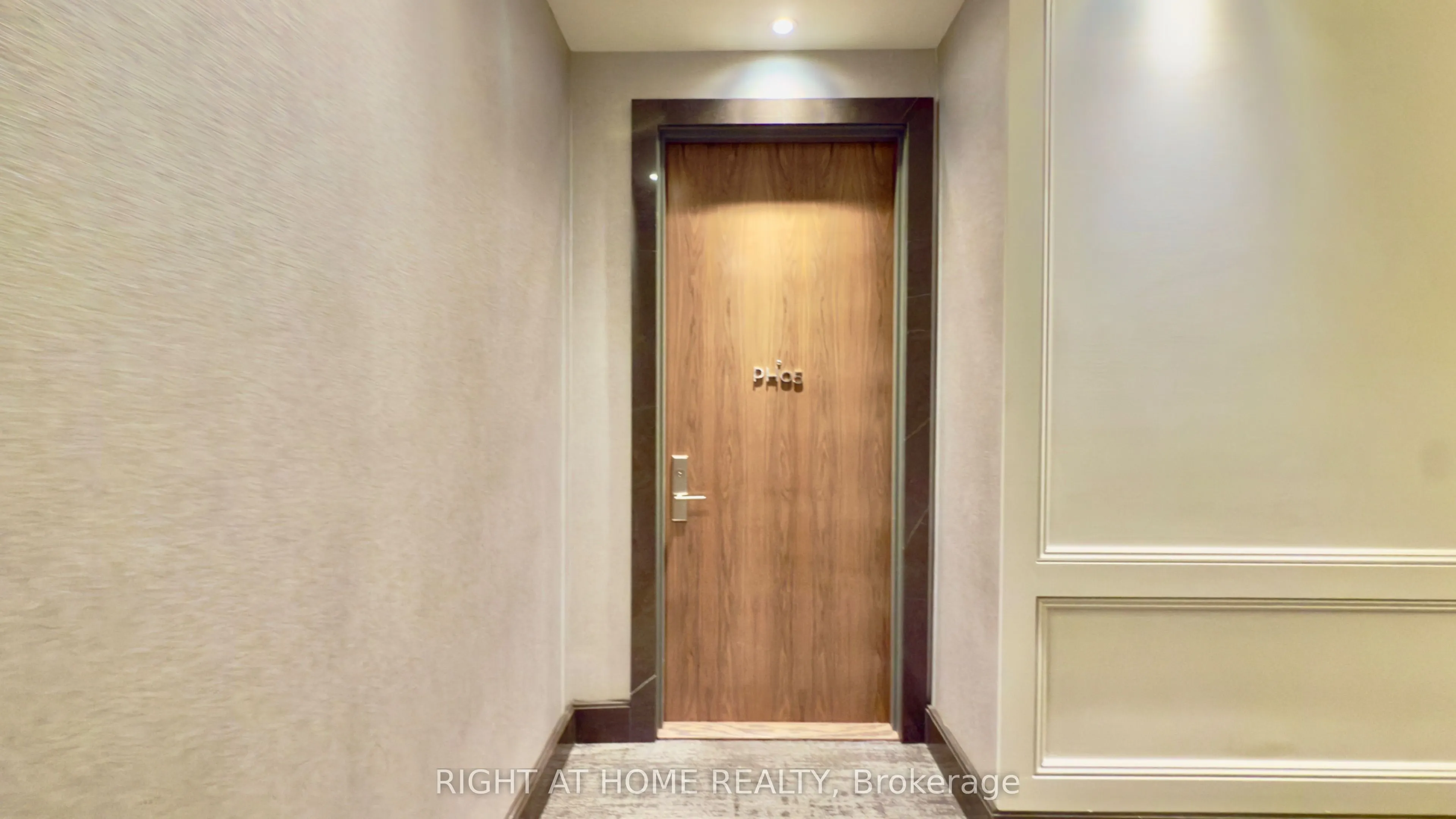 1 Grandview Avenue, #PH03