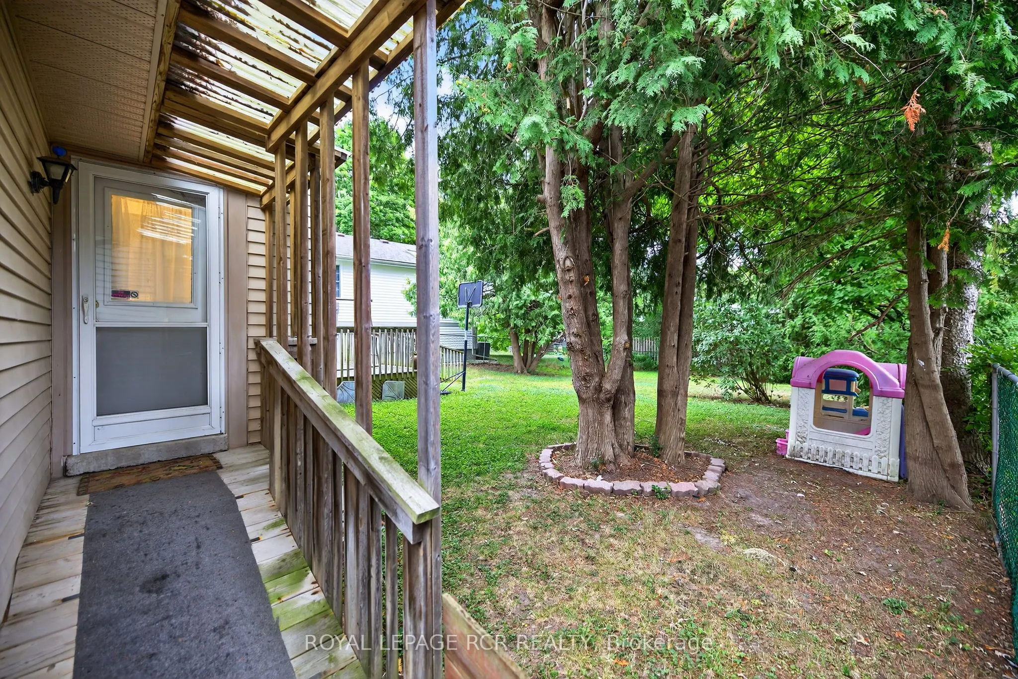 856 Magnolia Avenue