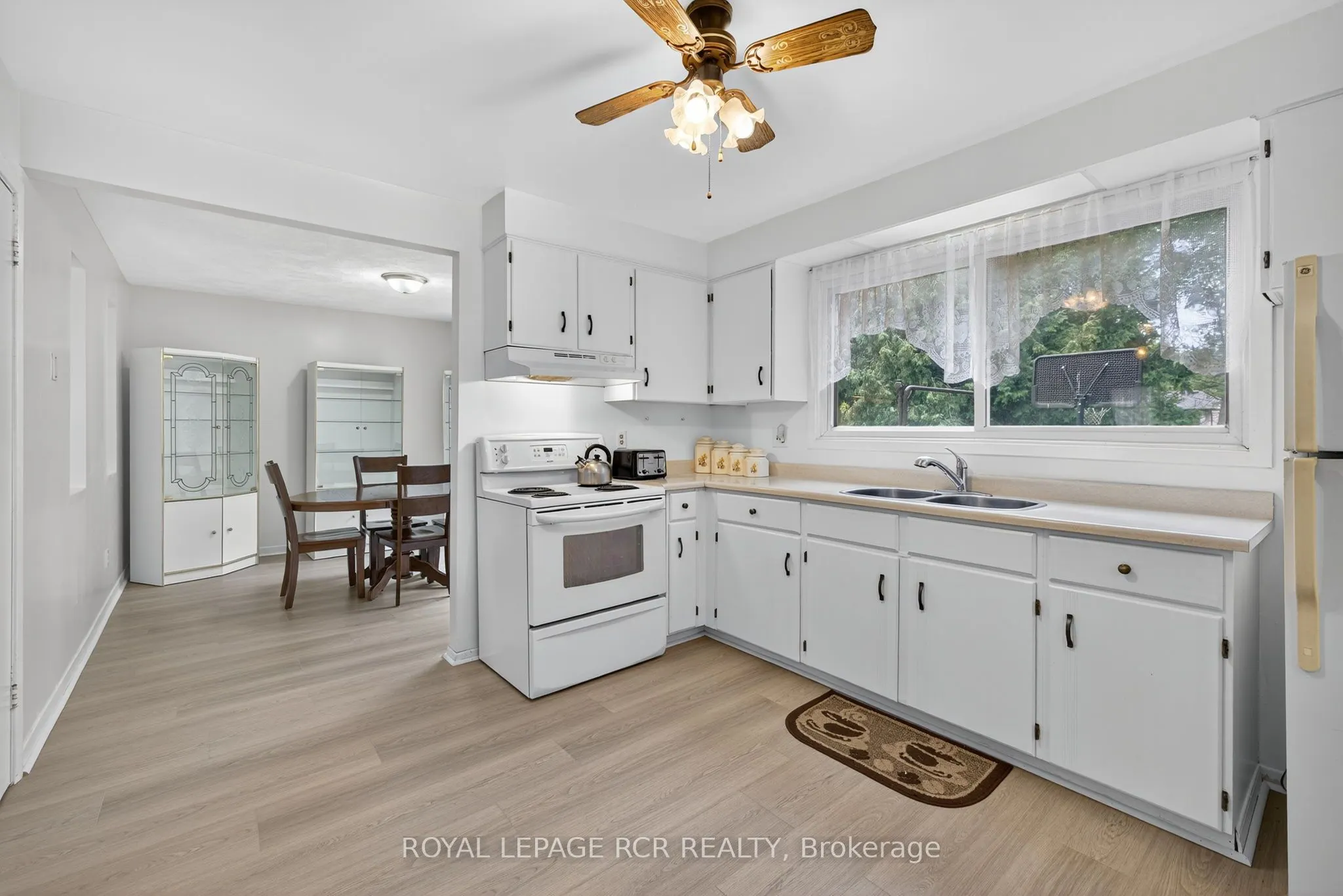 856 Magnolia Avenue