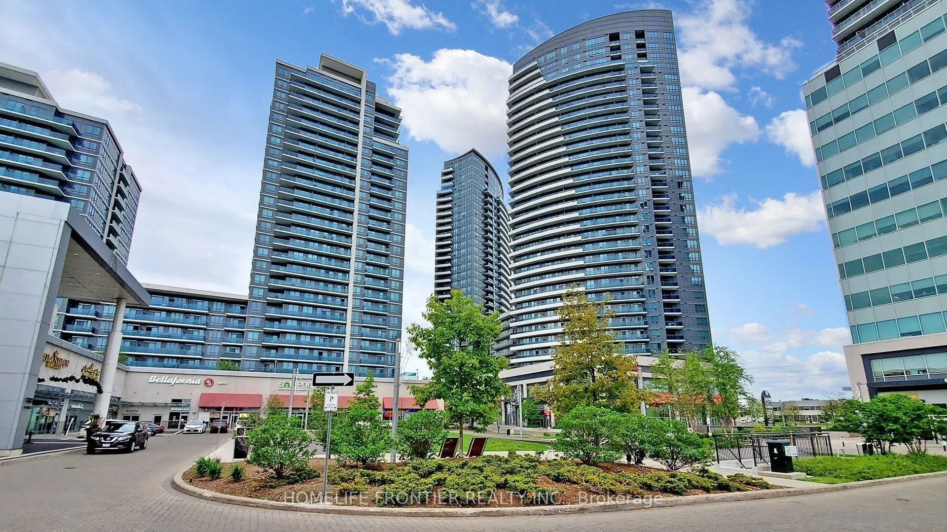 7171 Yonge Street, #806