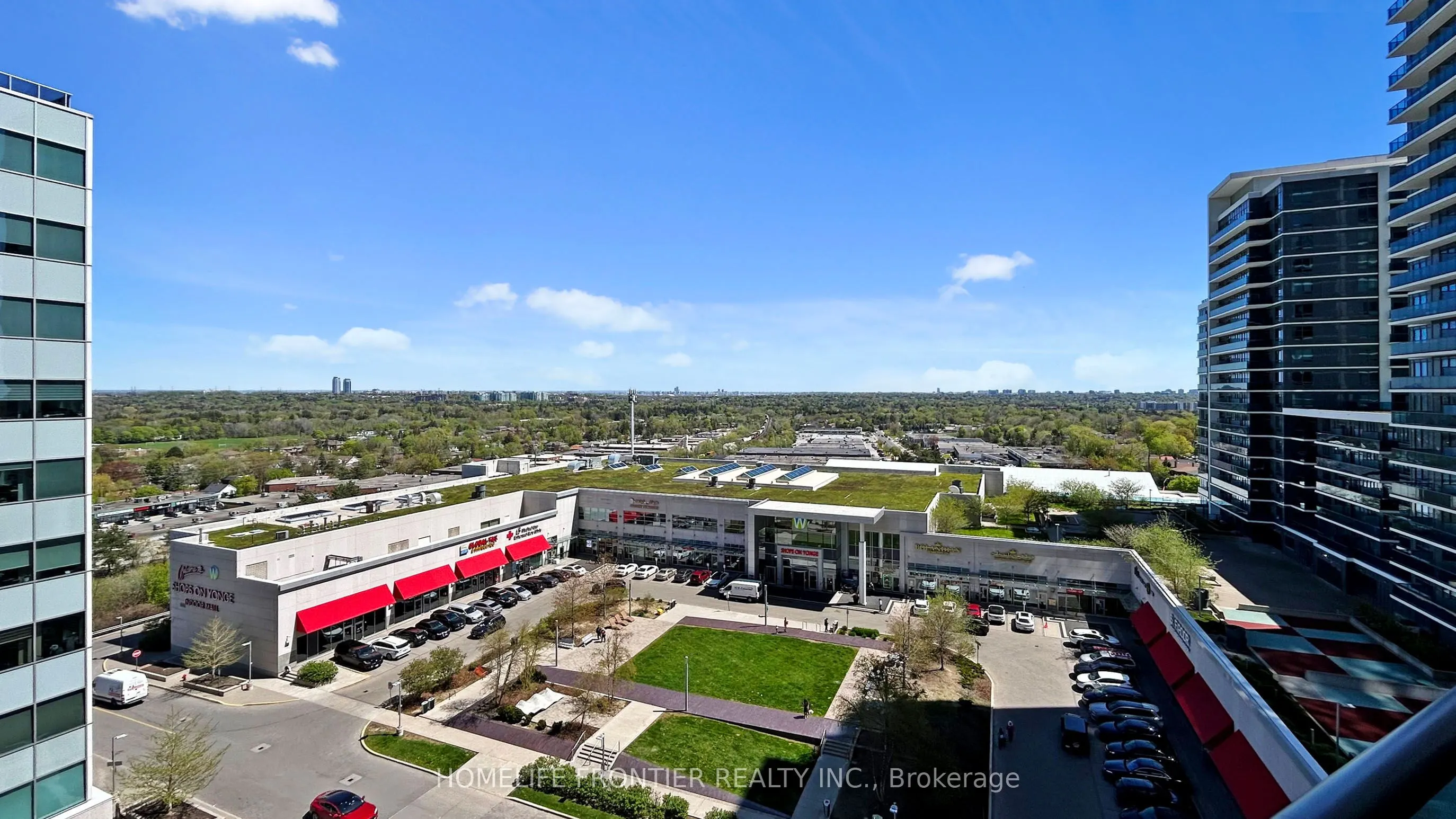 7171 Yonge Street, #806