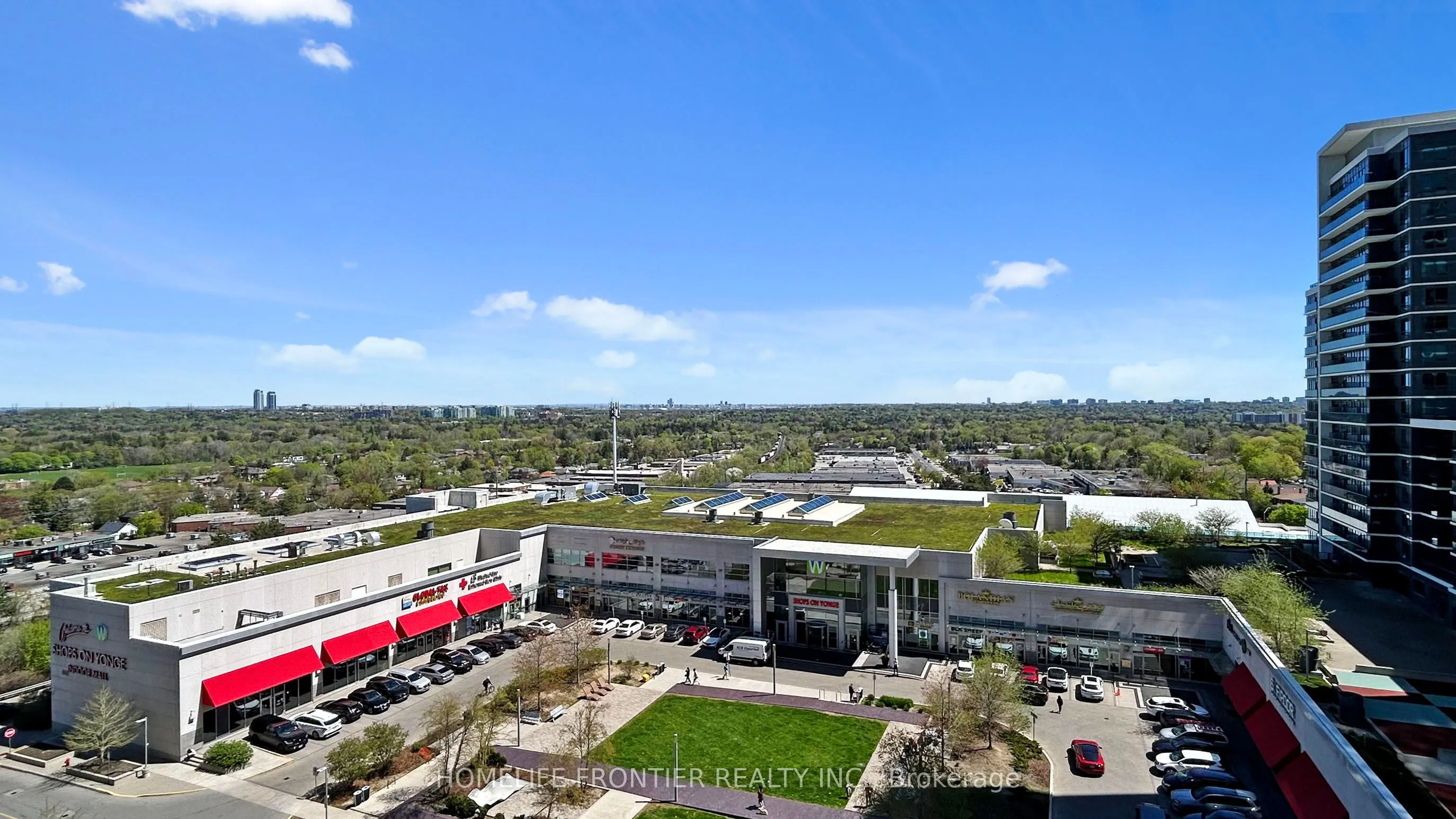 7171 Yonge Street, #806