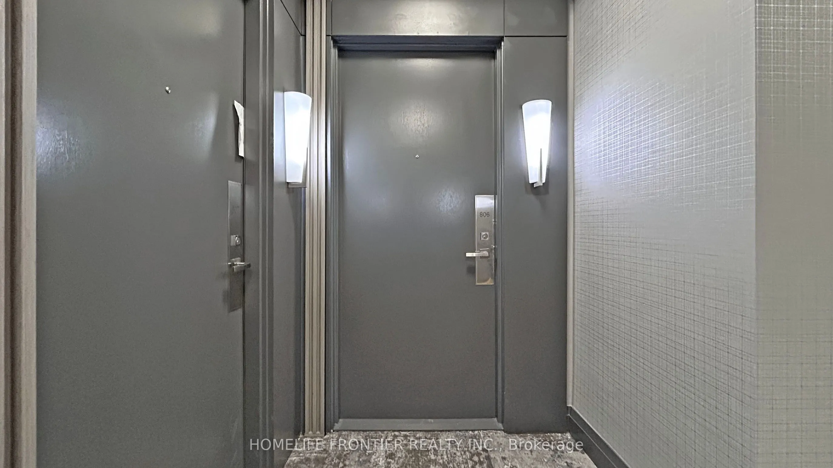 7171 Yonge Street, #806