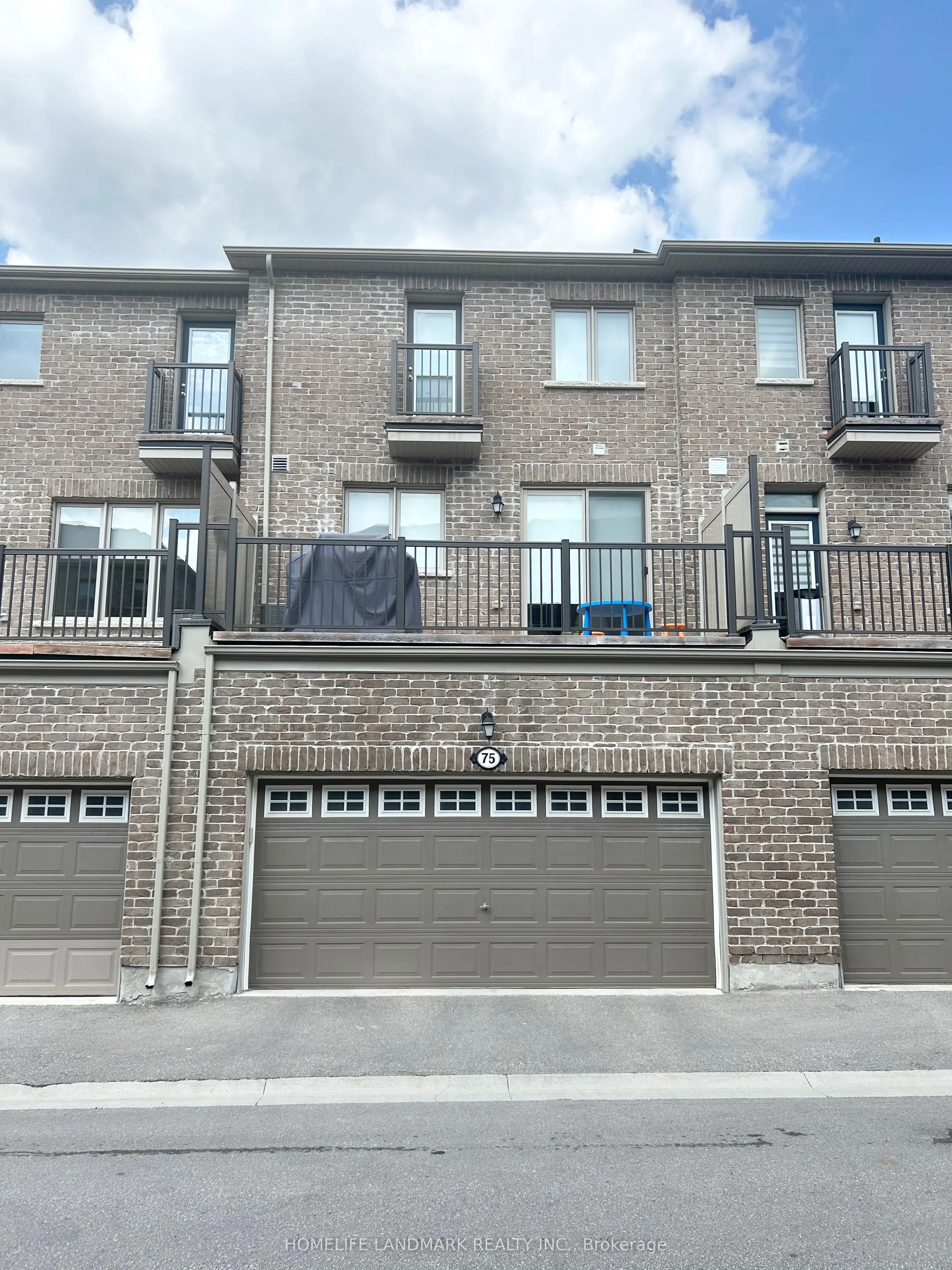 75 Casely Avenue