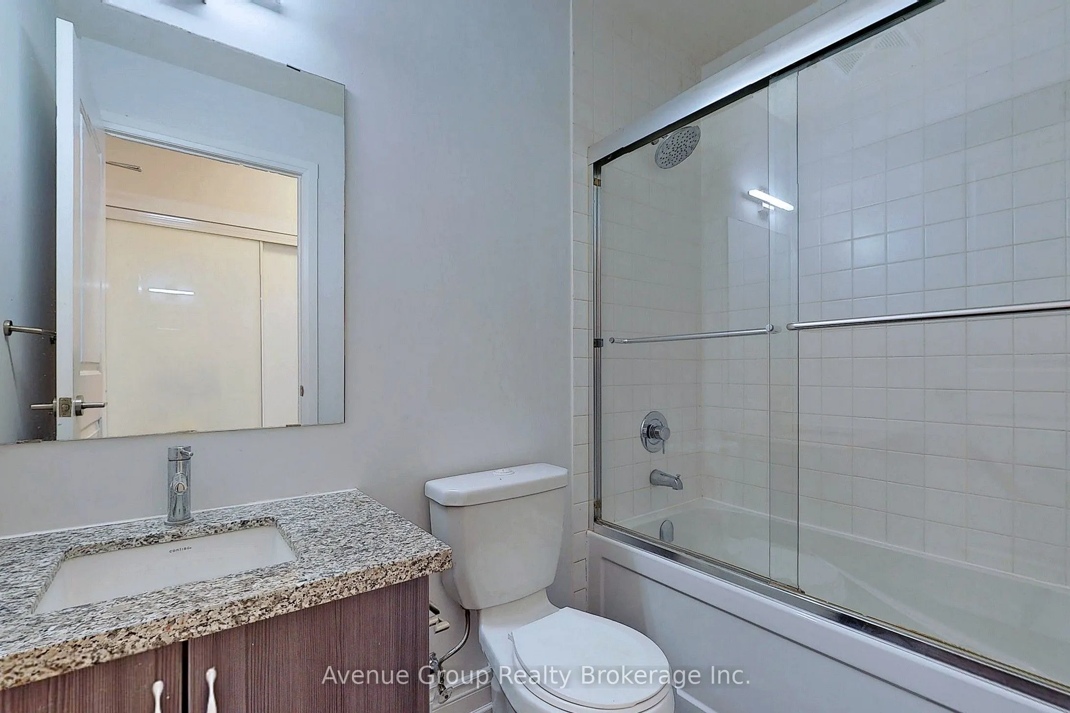 8763 Bayview Avenue W, #816