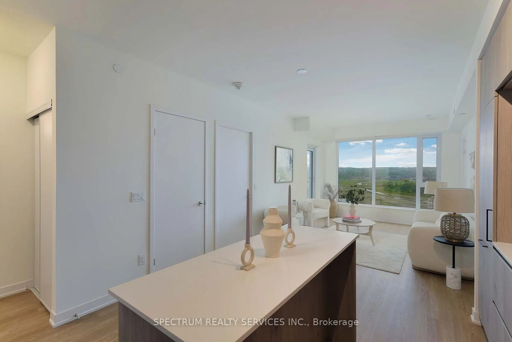 2 David Eyer Road, #1028