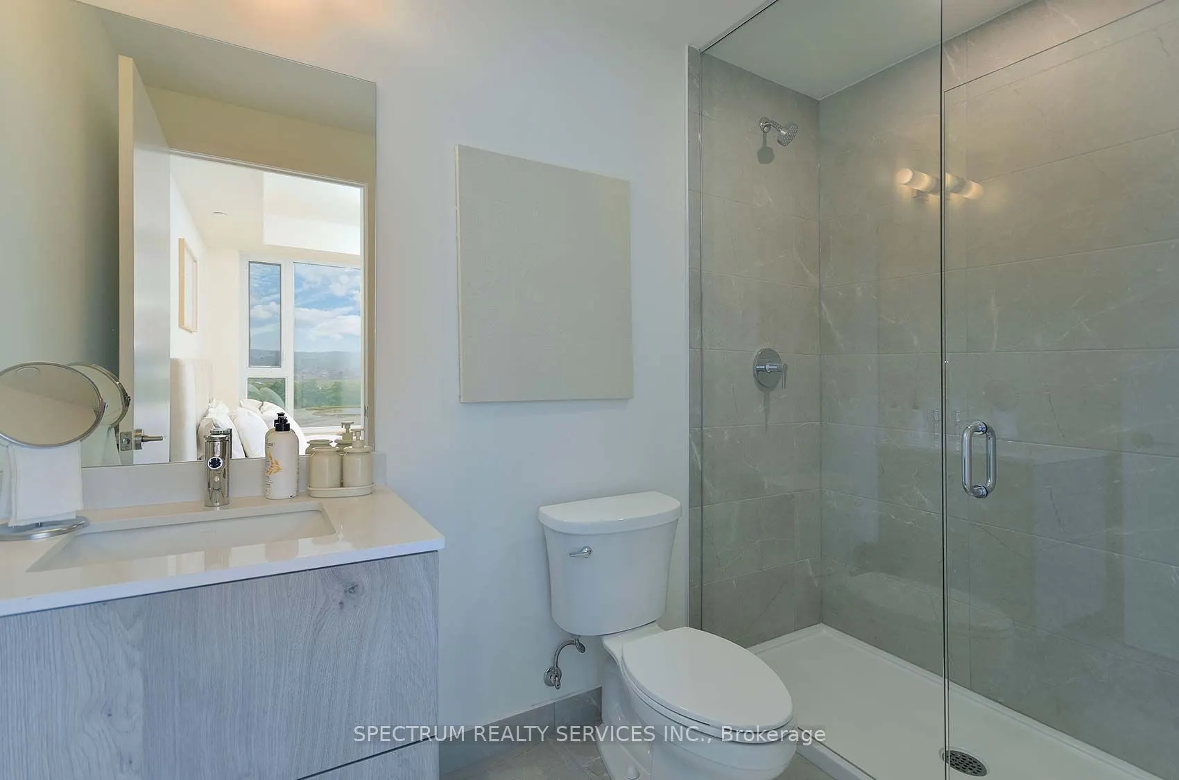 2 David Eyer Road, #1028