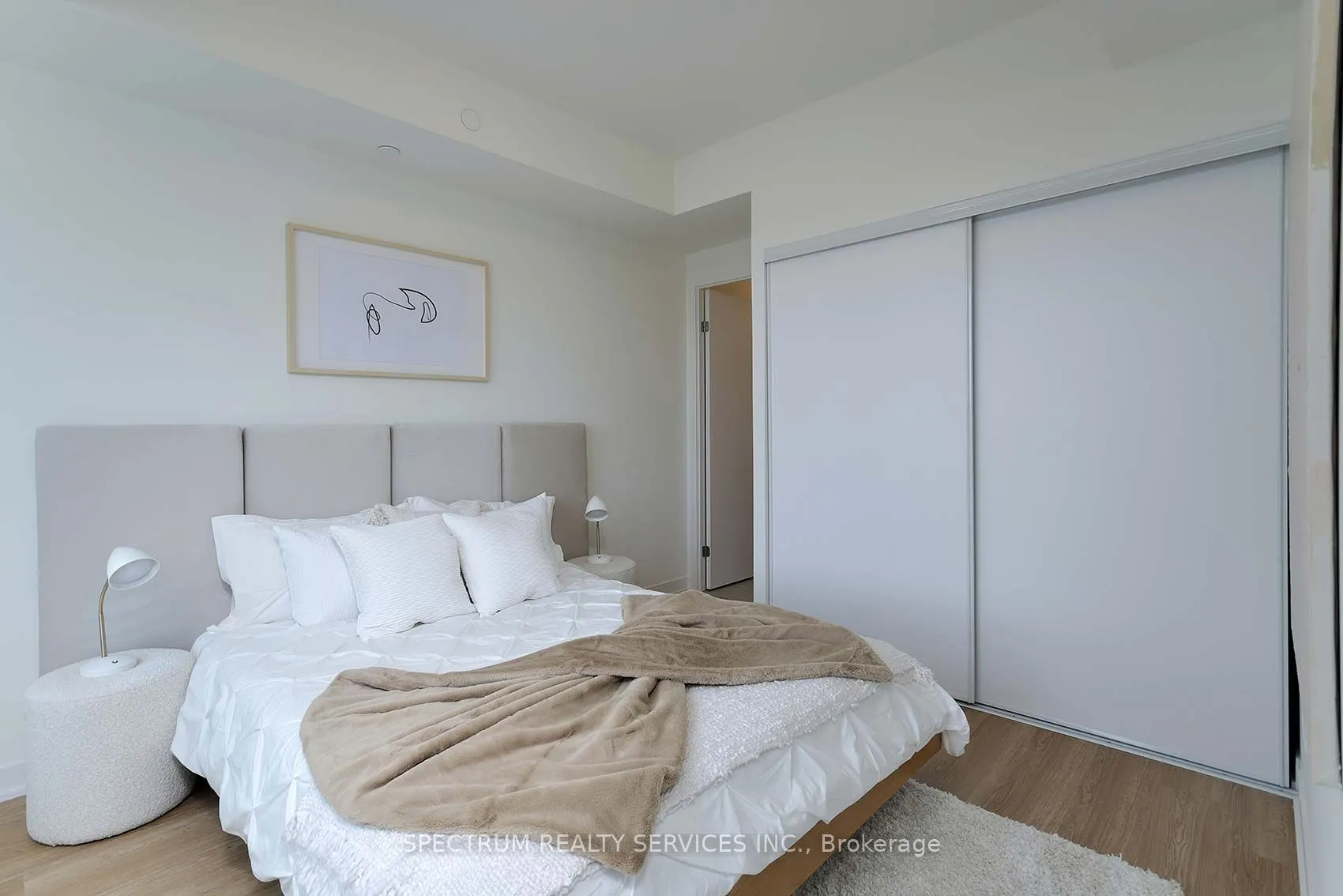 2 David Eyer Road, #1028