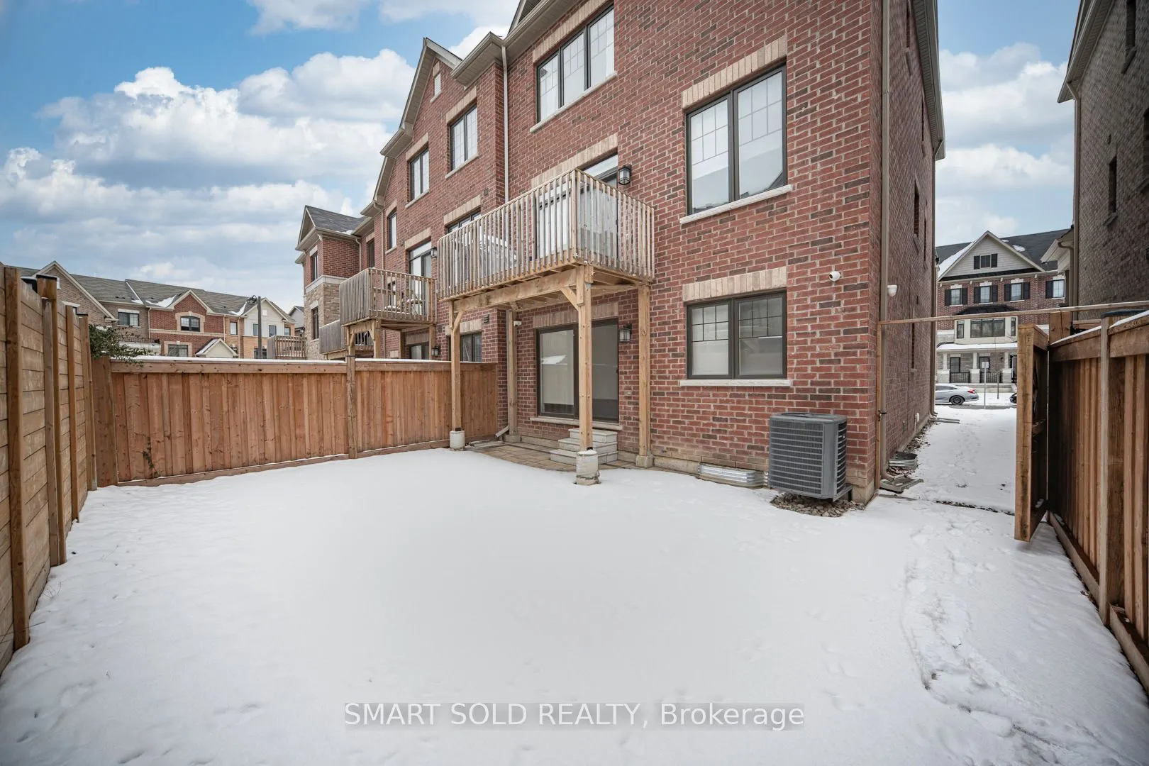 12 Fraleigh Avenue