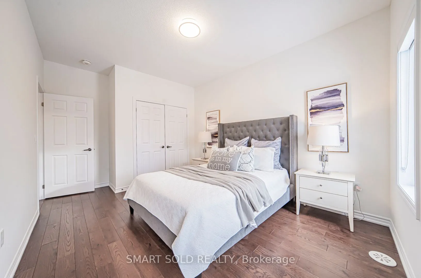 12 Fraleigh Avenue