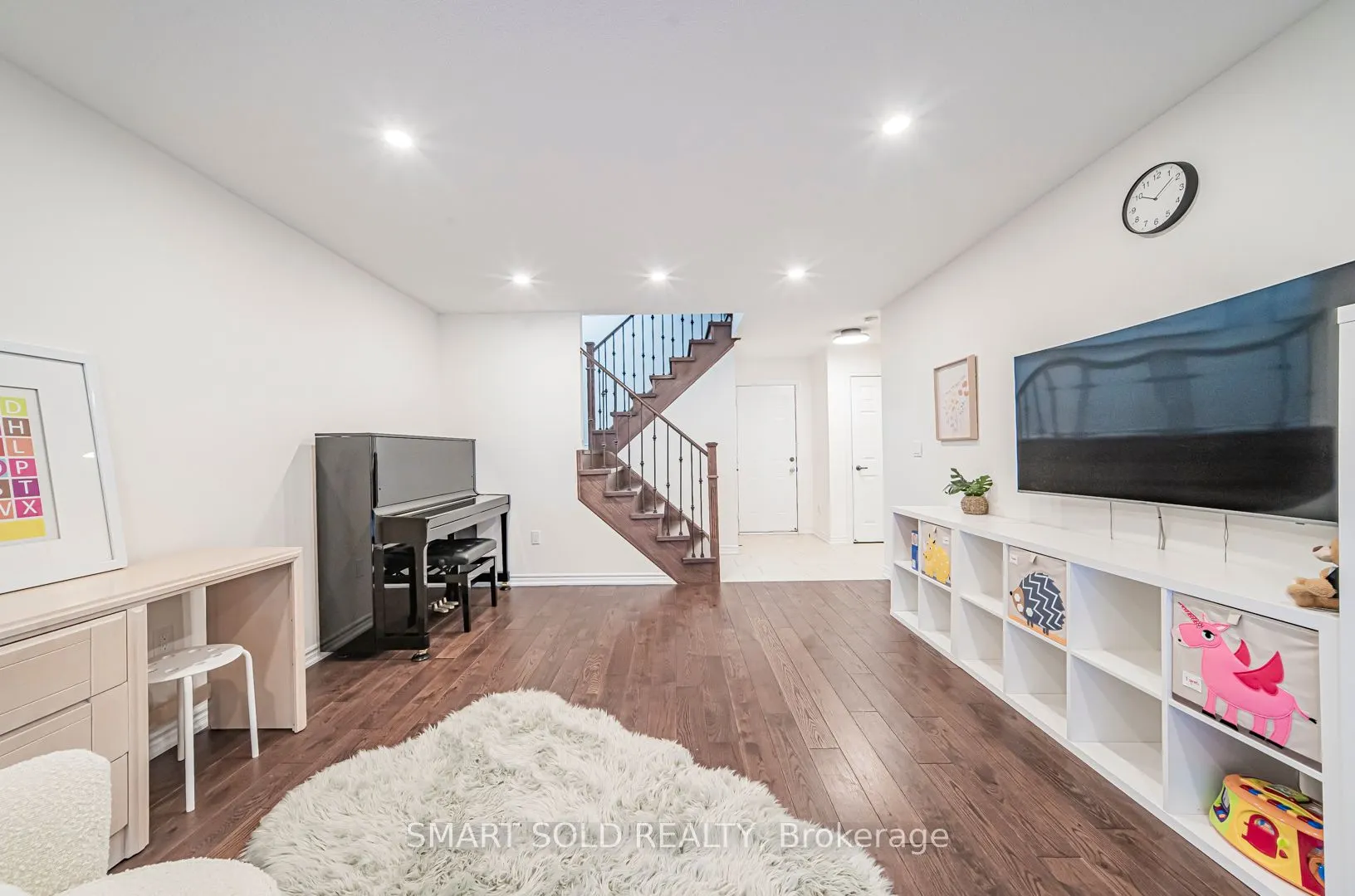12 Fraleigh Avenue