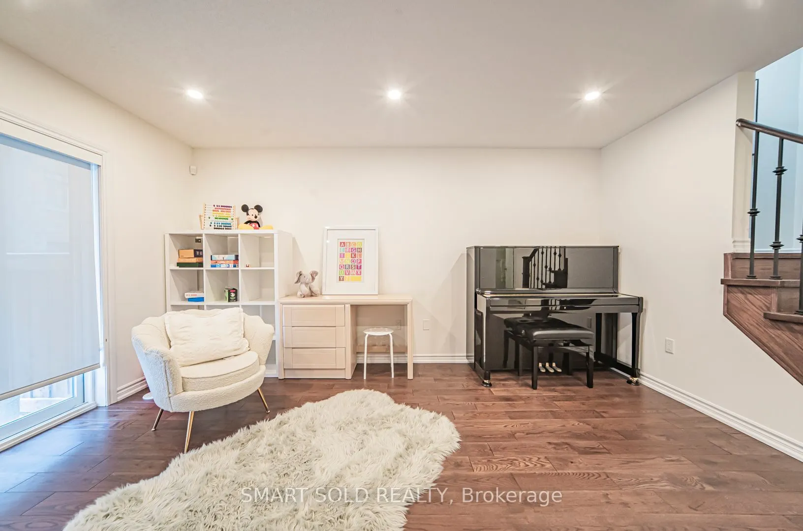 12 Fraleigh Avenue