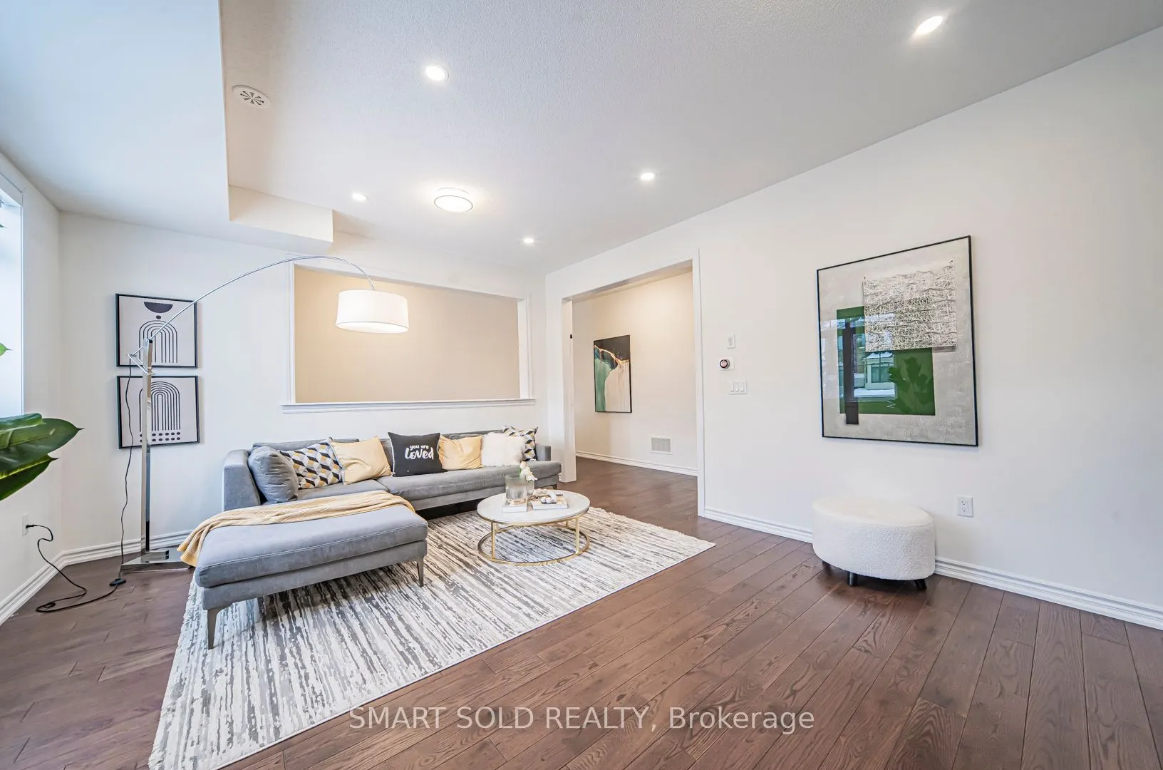 12 Fraleigh Avenue