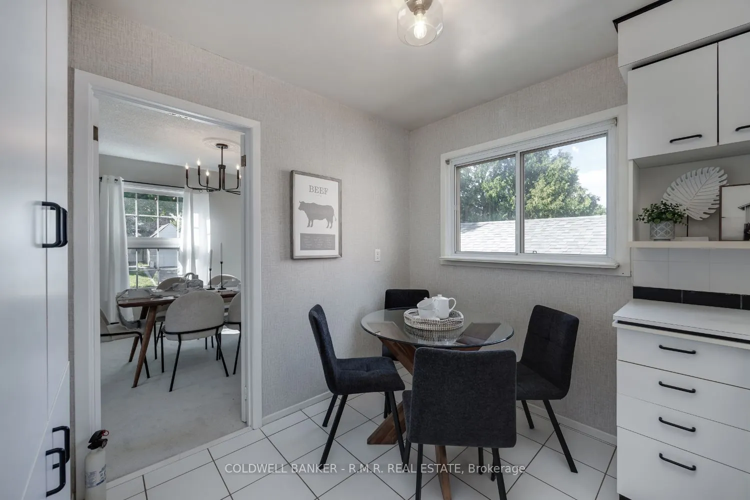 8 Aberfeldy Crescent