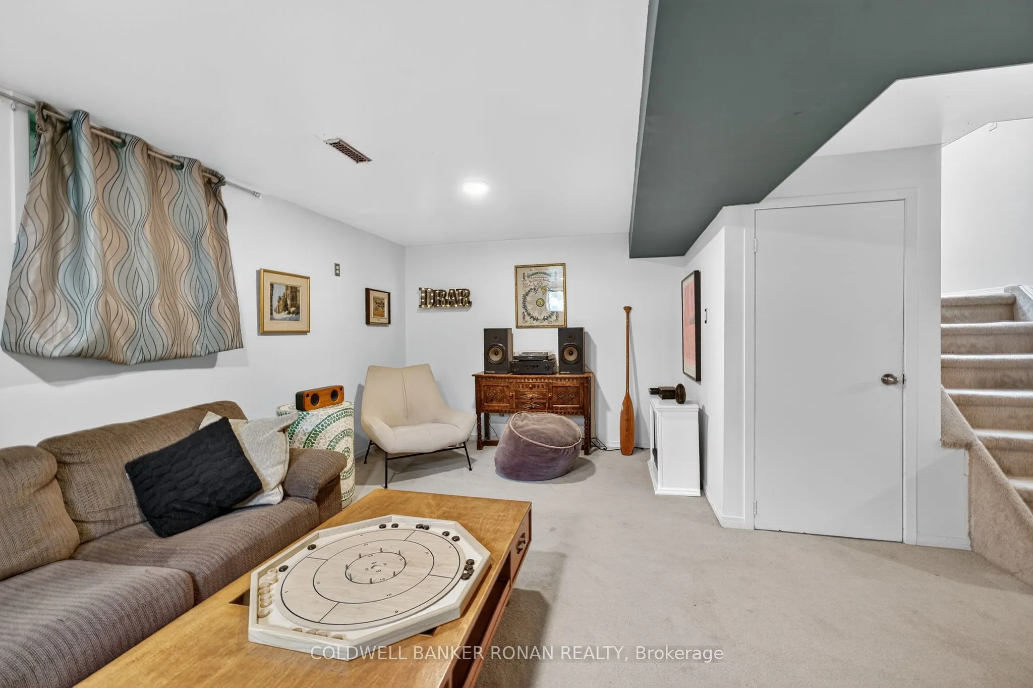 16 Fraser Avenue