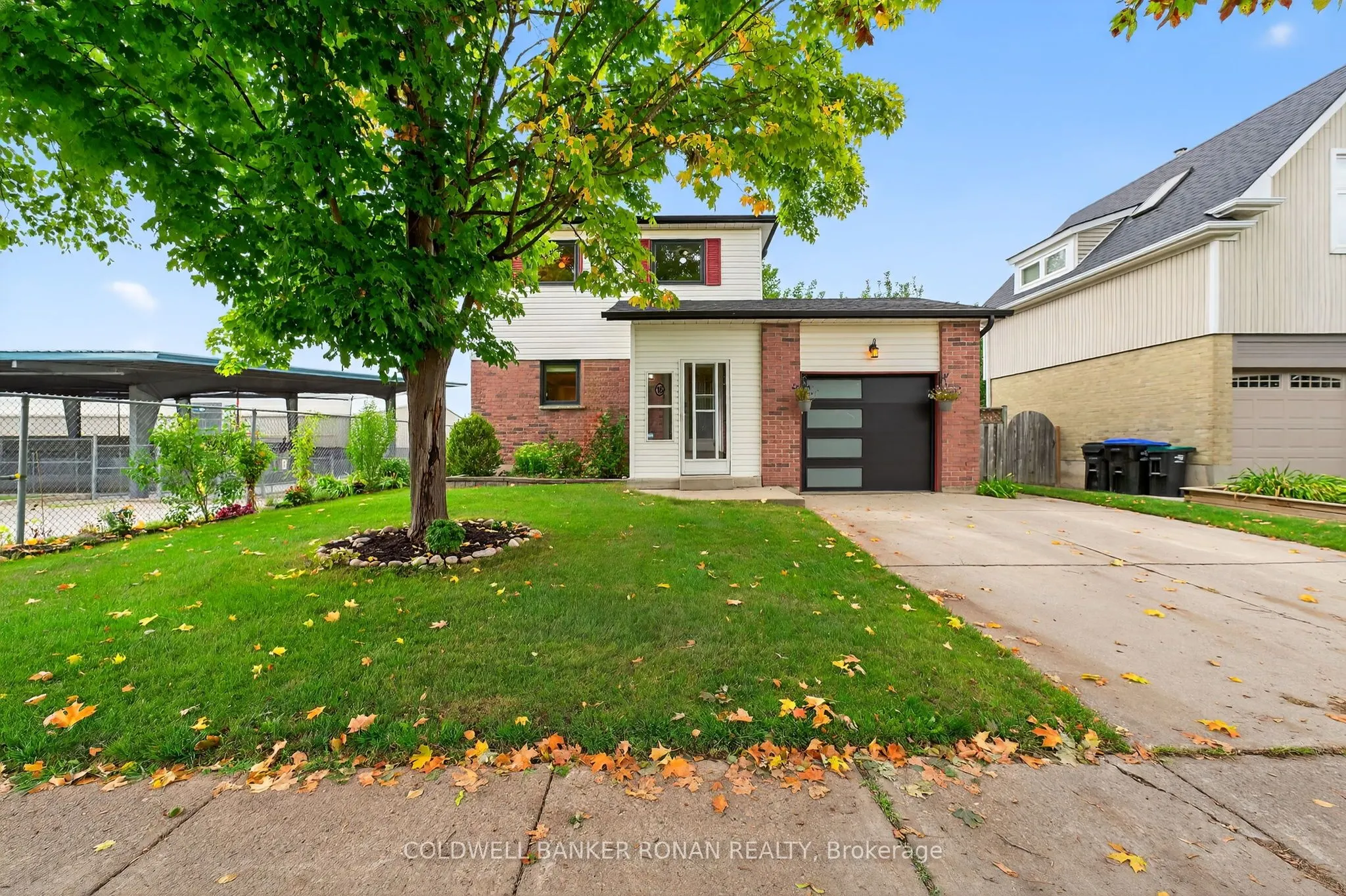 16 Fraser Avenue