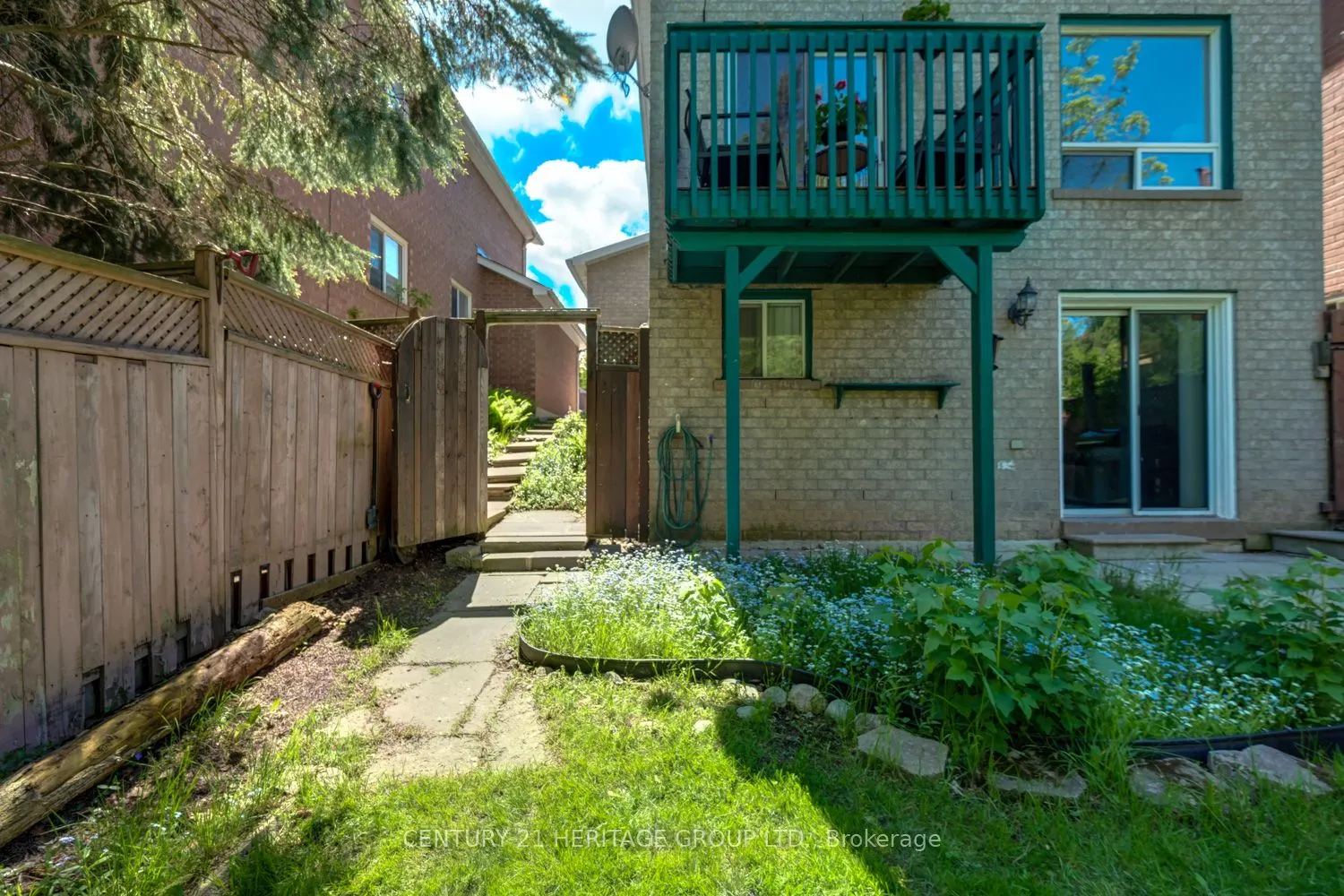 431 Carruthers Avenue