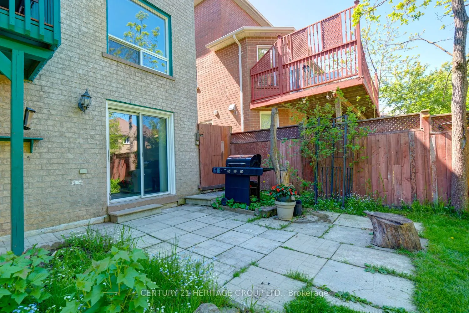 431 Carruthers Avenue