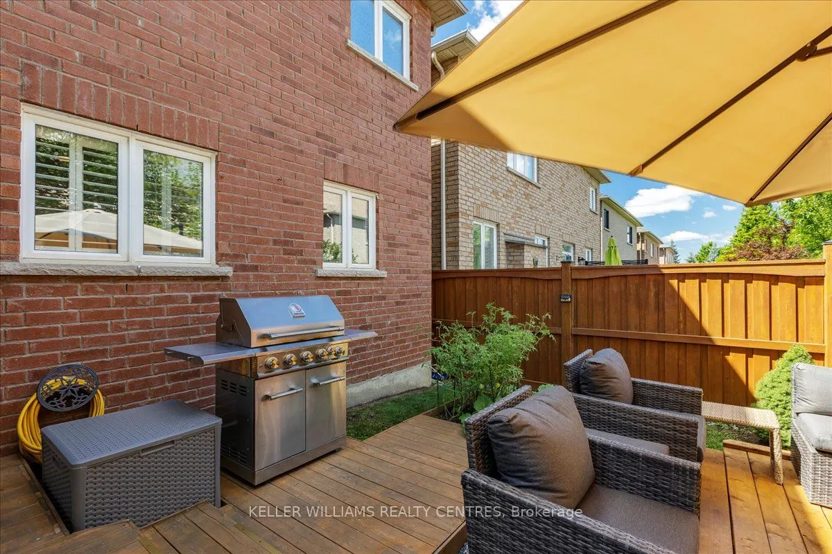 47 Ames Crescent
