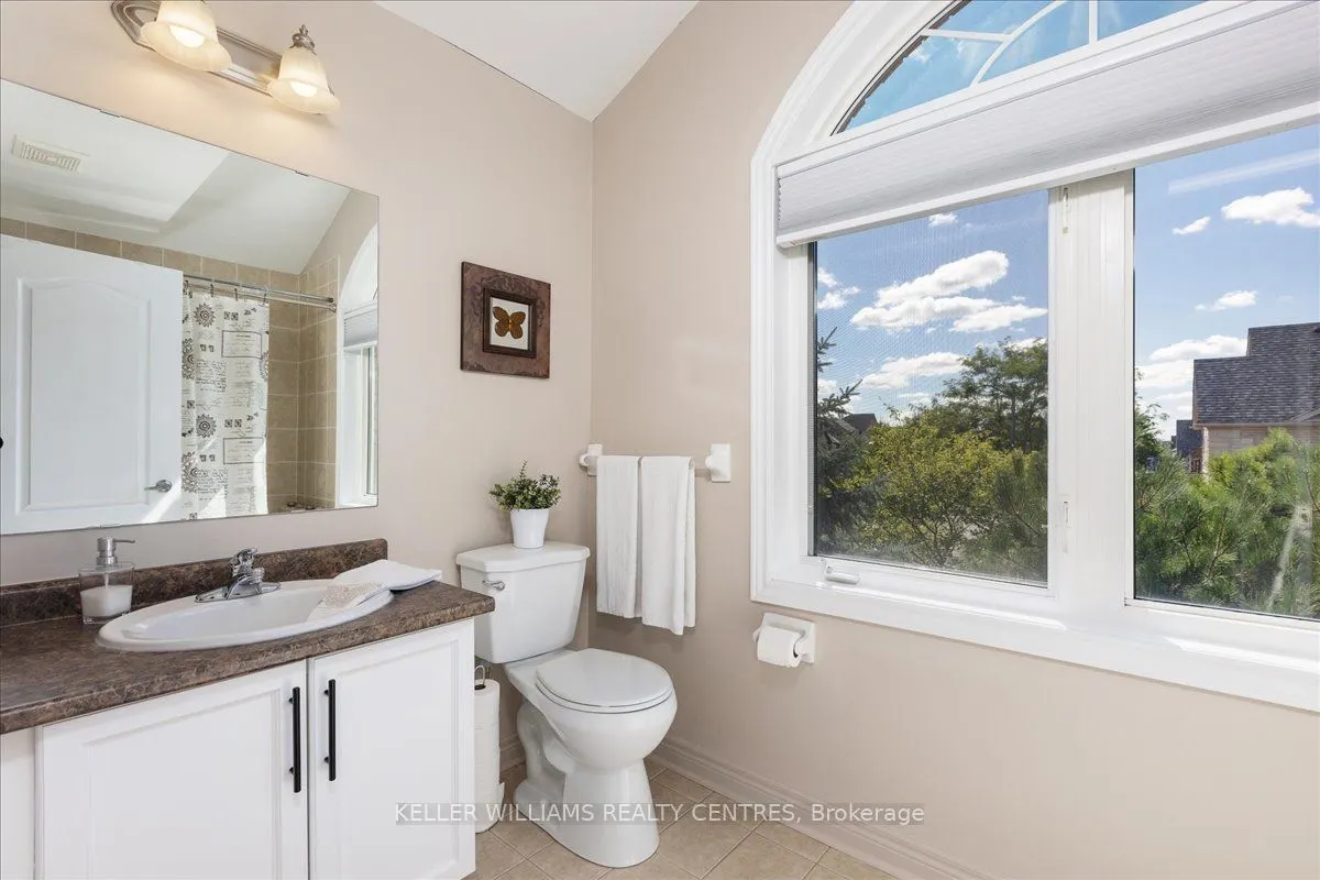 47 Ames Crescent