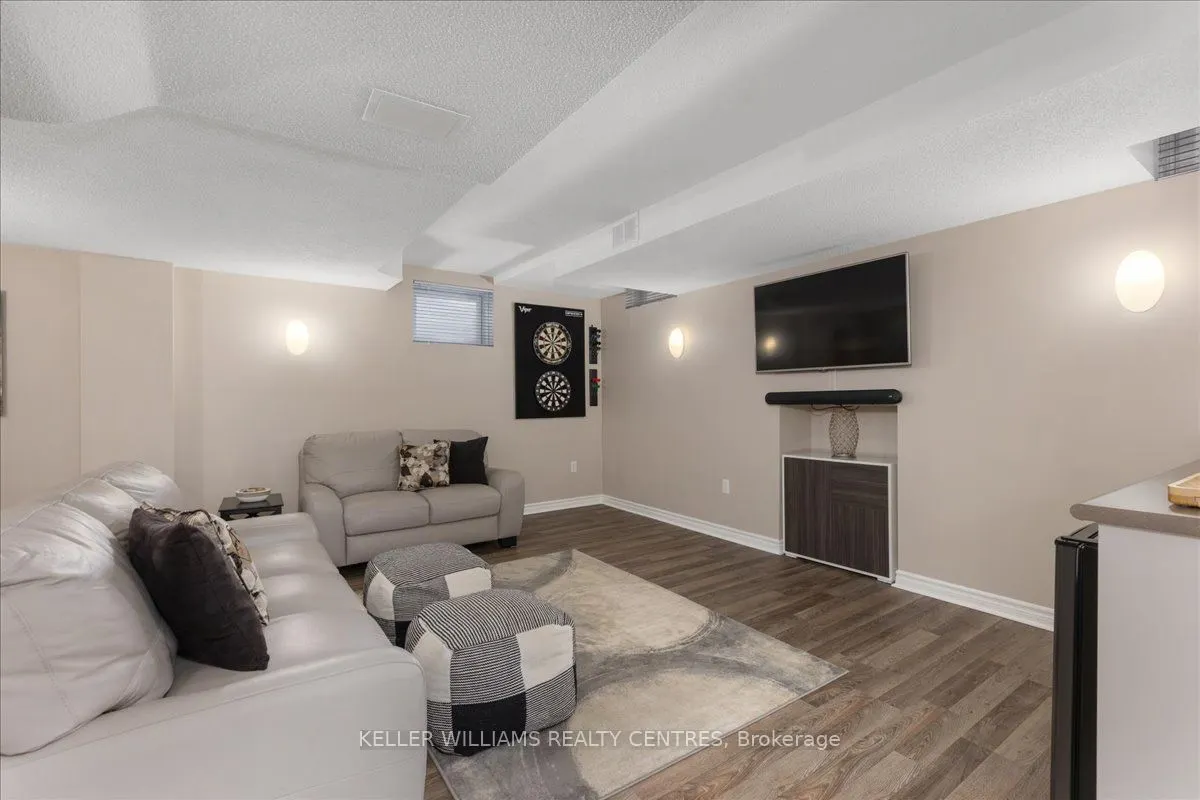 47 Ames Crescent