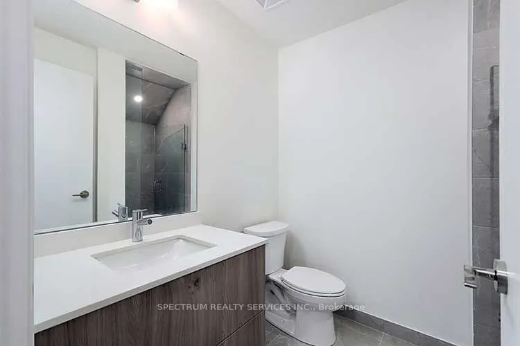 14 David Eyer Road, #1001