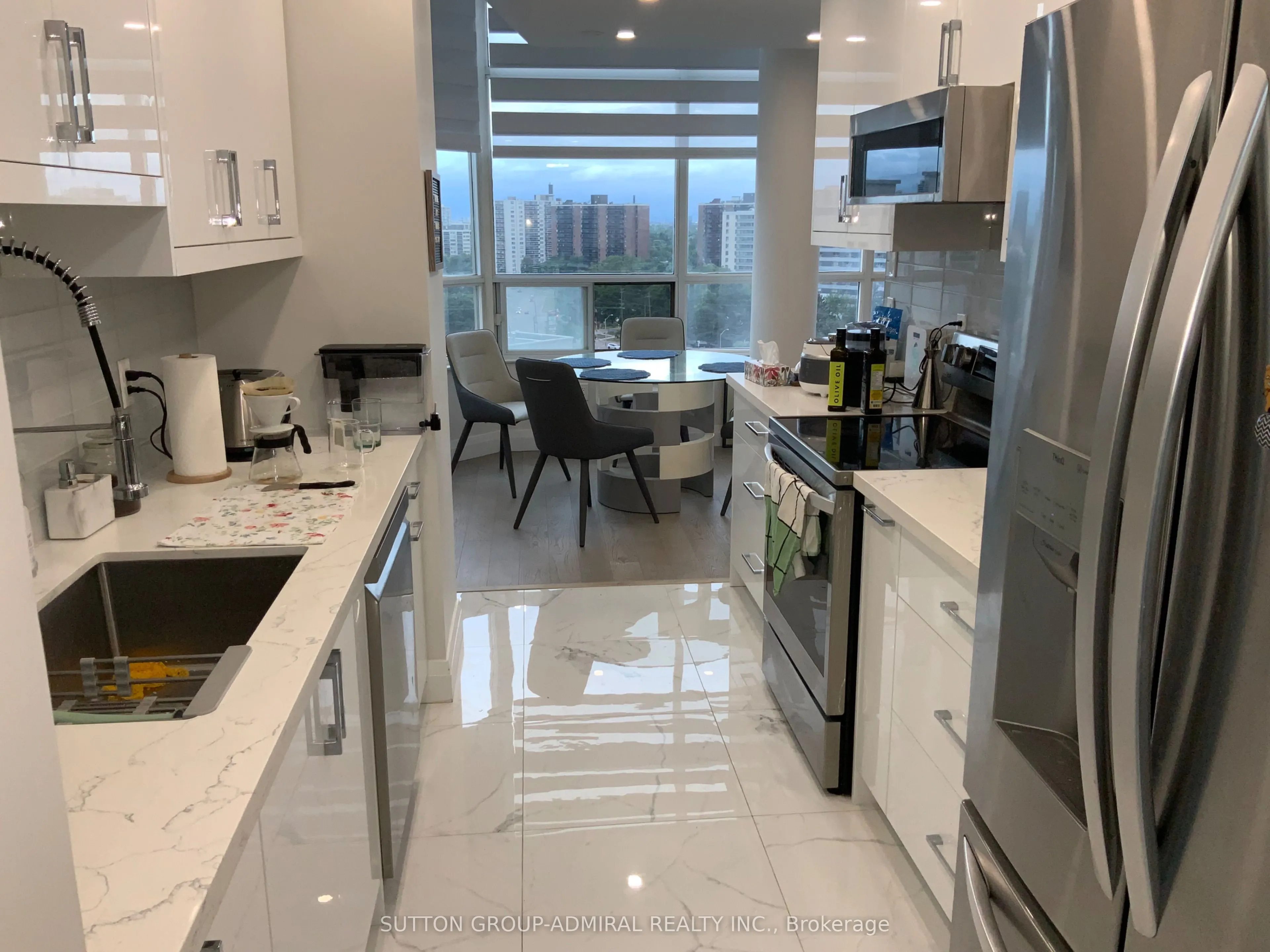 11 Townsgate Drive, #Ph04