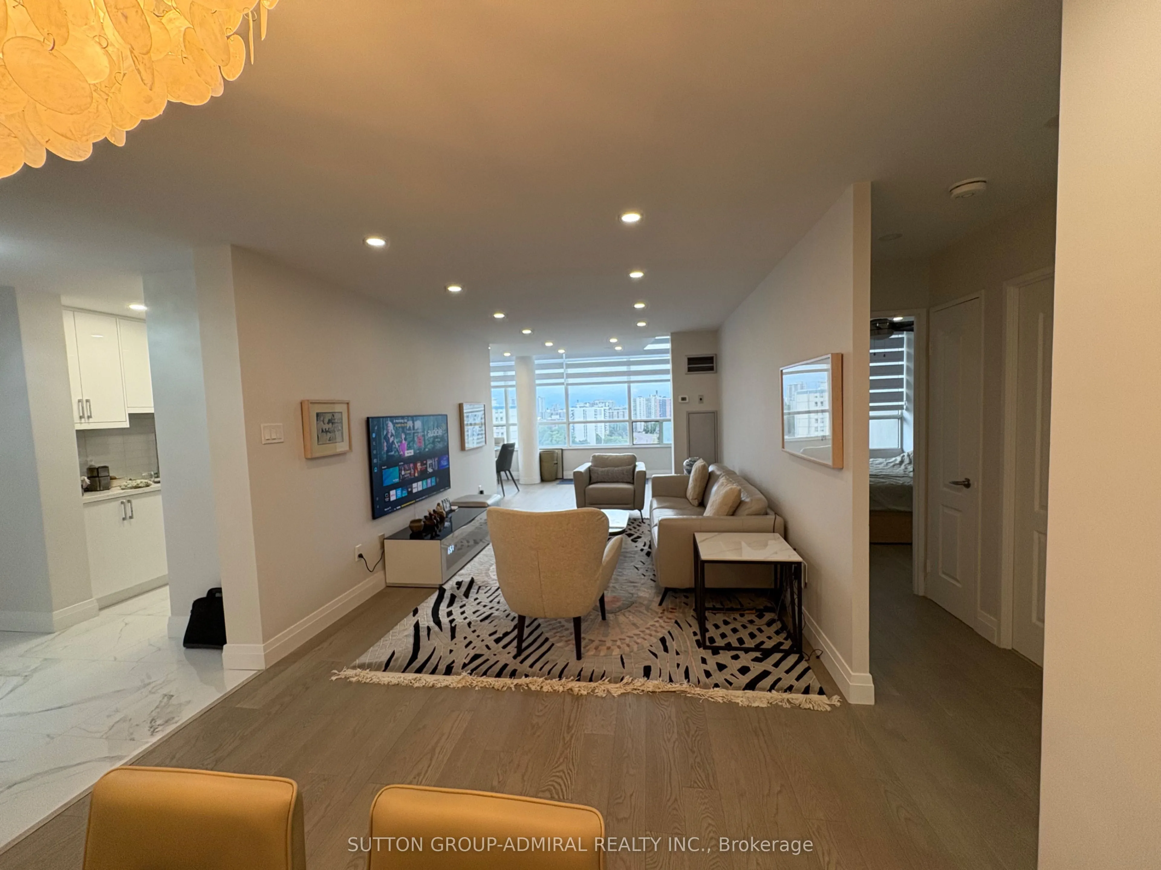 11 Townsgate Drive, #Ph04