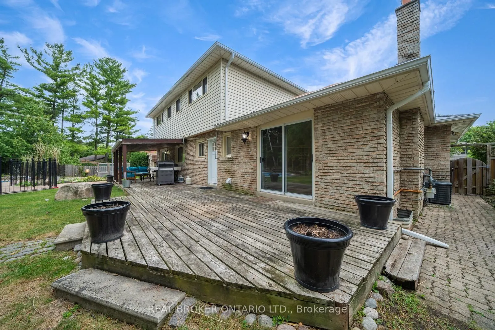 75 Oak Lea Circle