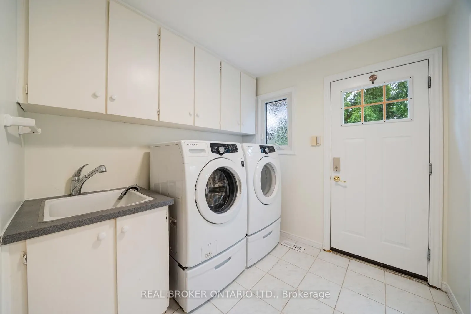 75 Oak Lea Circle