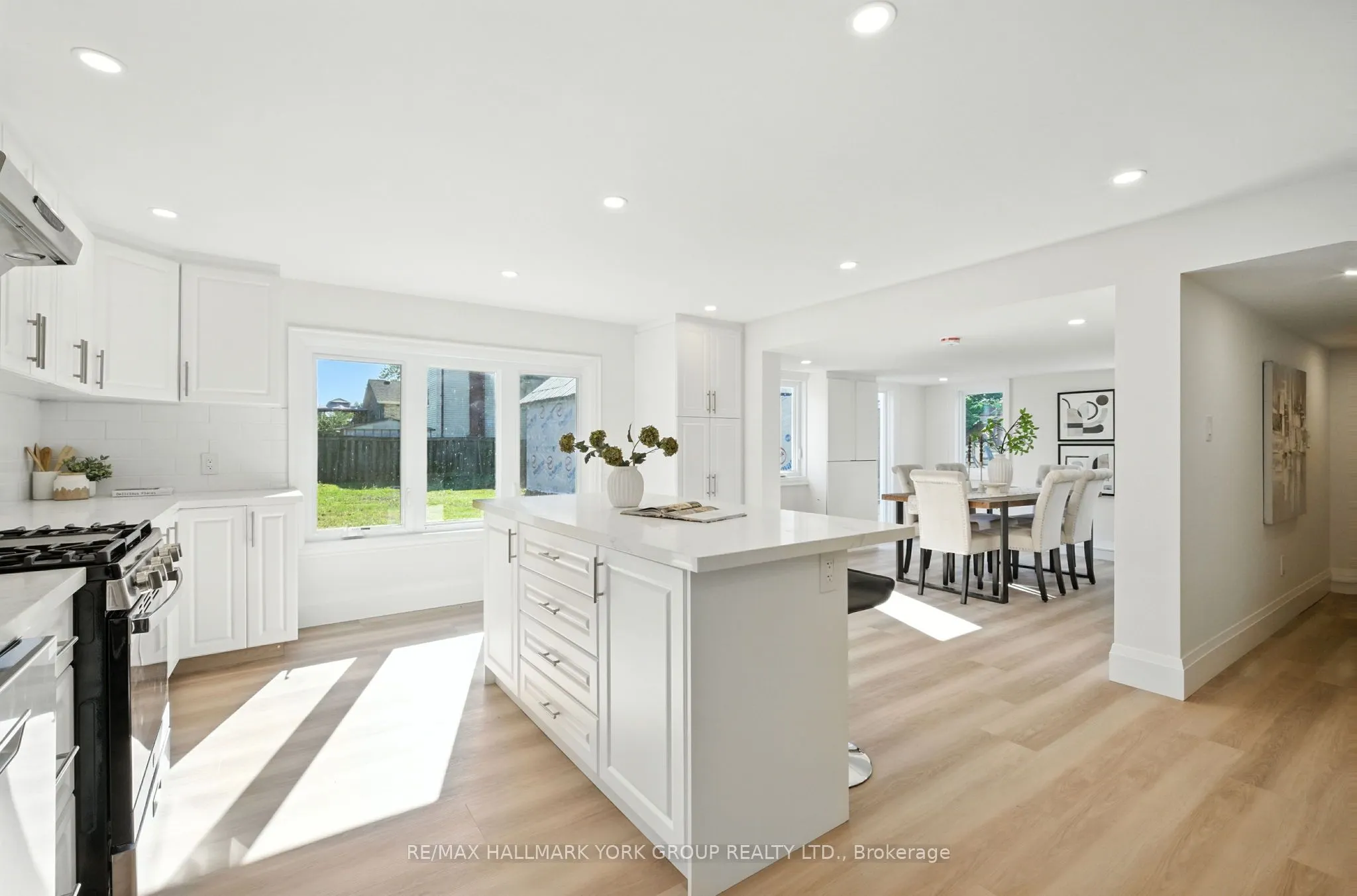 778 Sheppard Avenue
