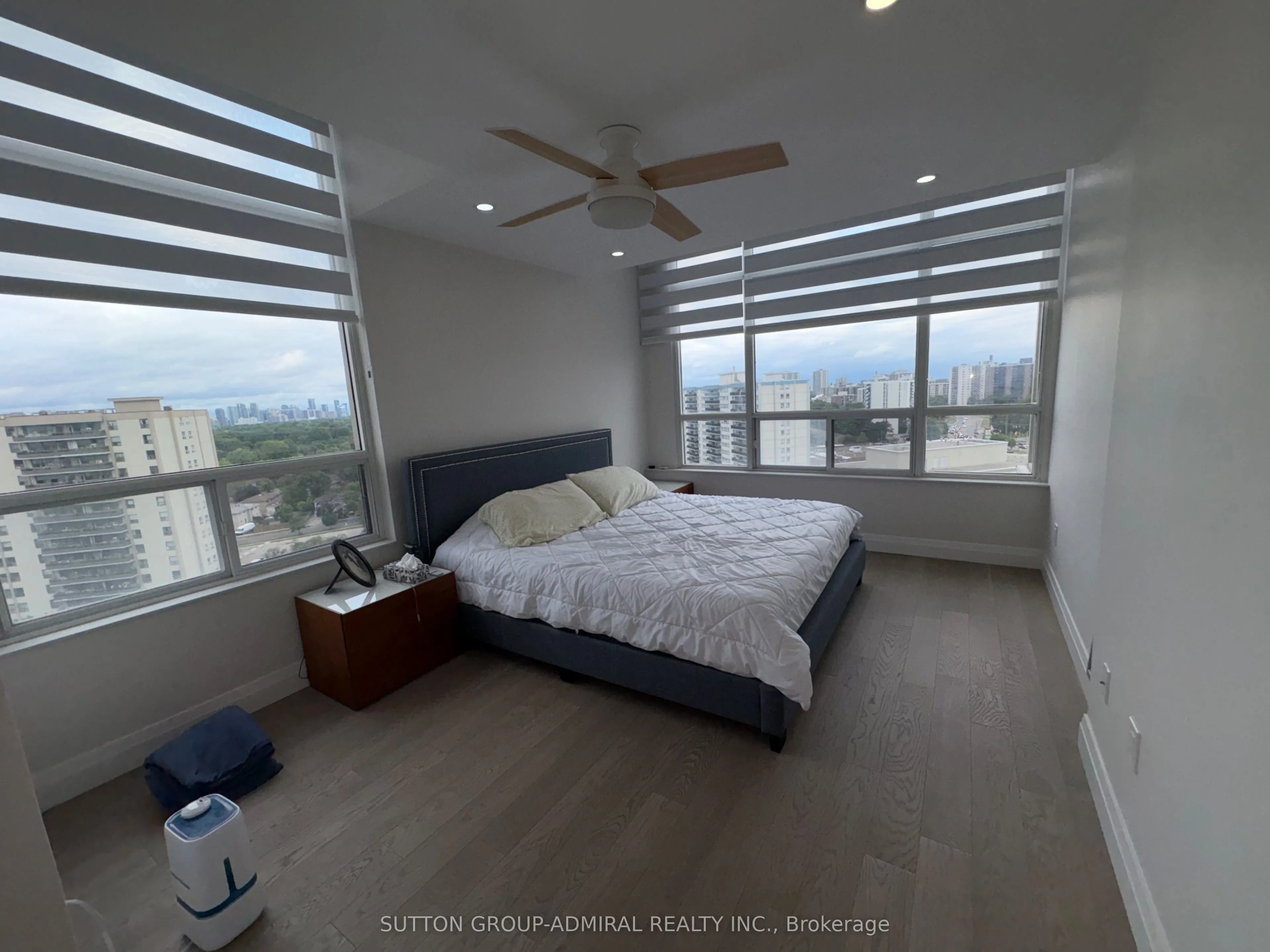 11 Townsgate Drive, #Ph04